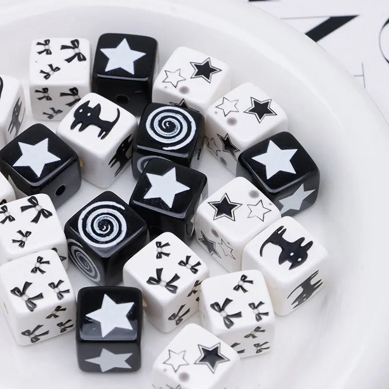 FS5127- 15mm Mixed Black And White Cubes Beads Zoe's DIY Shop