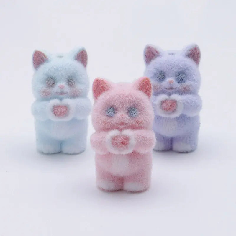 FS5209- Cat Holding A Loving Heart Flocked Three-Dimensional Beads Zoe's DIY Shop