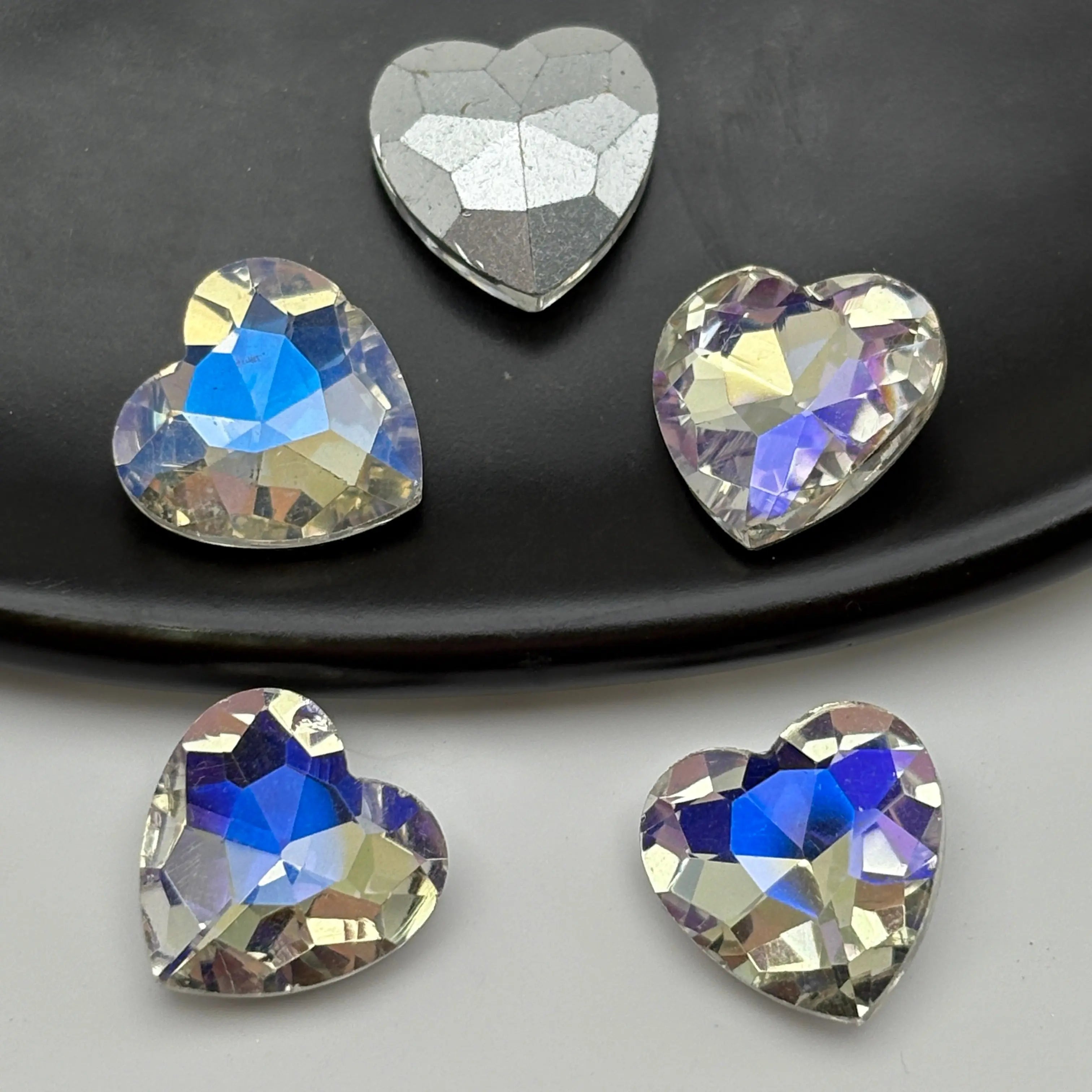 FS5401- 12mm Heart Crystal Diamonds Loving Heart With Pointed Bottom Diamonds For DIY Project Zoe's DIY Shop