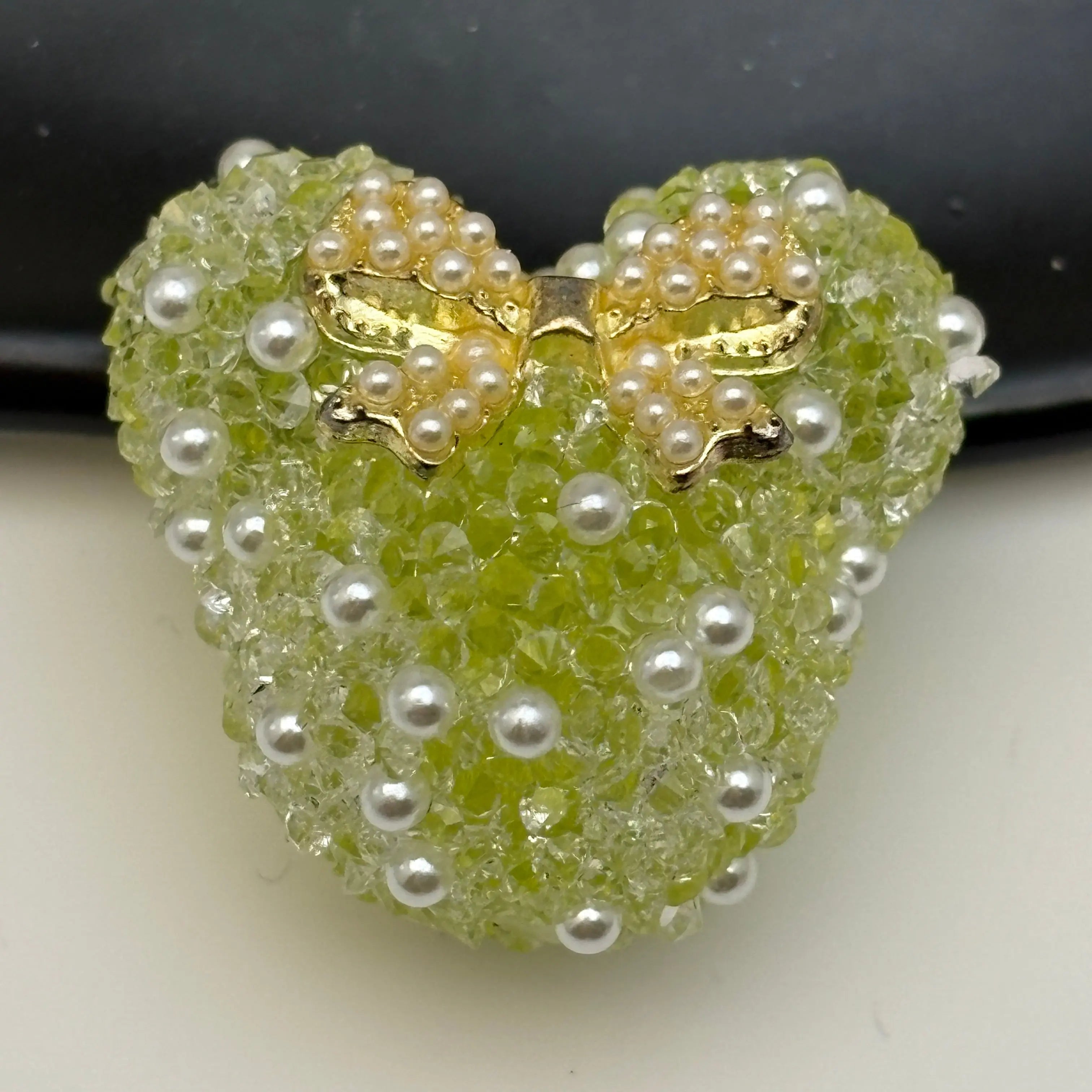 FS5433- 28Mm Pearl And Diamonds Bow Mickey Beads Pearl And Diamond-Added Bow-Knot Mickey Head Beads For DIY Project Zoe's DIY Shop