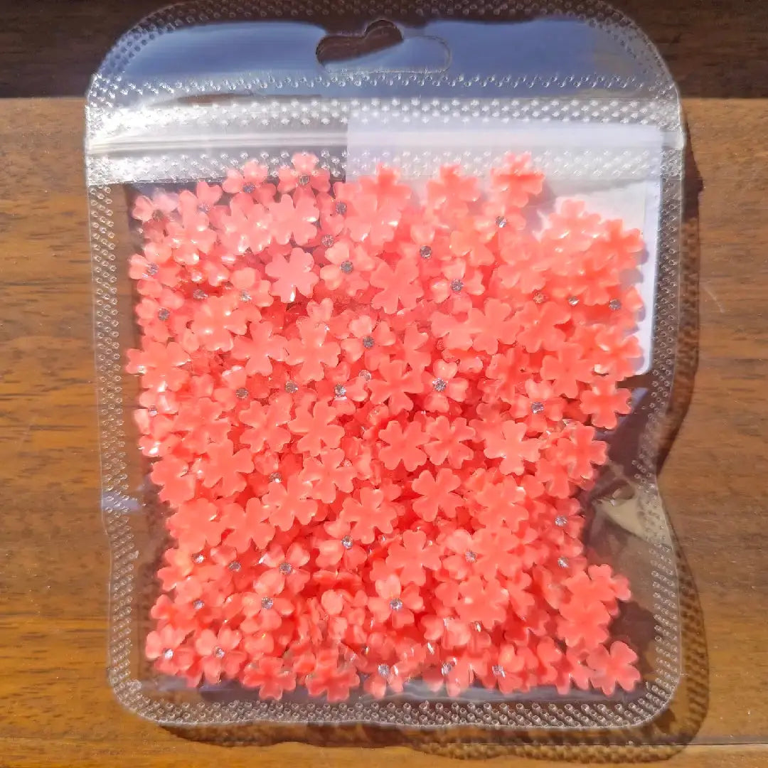 FS5711-8.3MM Four-Petals Heart Flower Charms With Diamonds Zoe DIY Wholesale