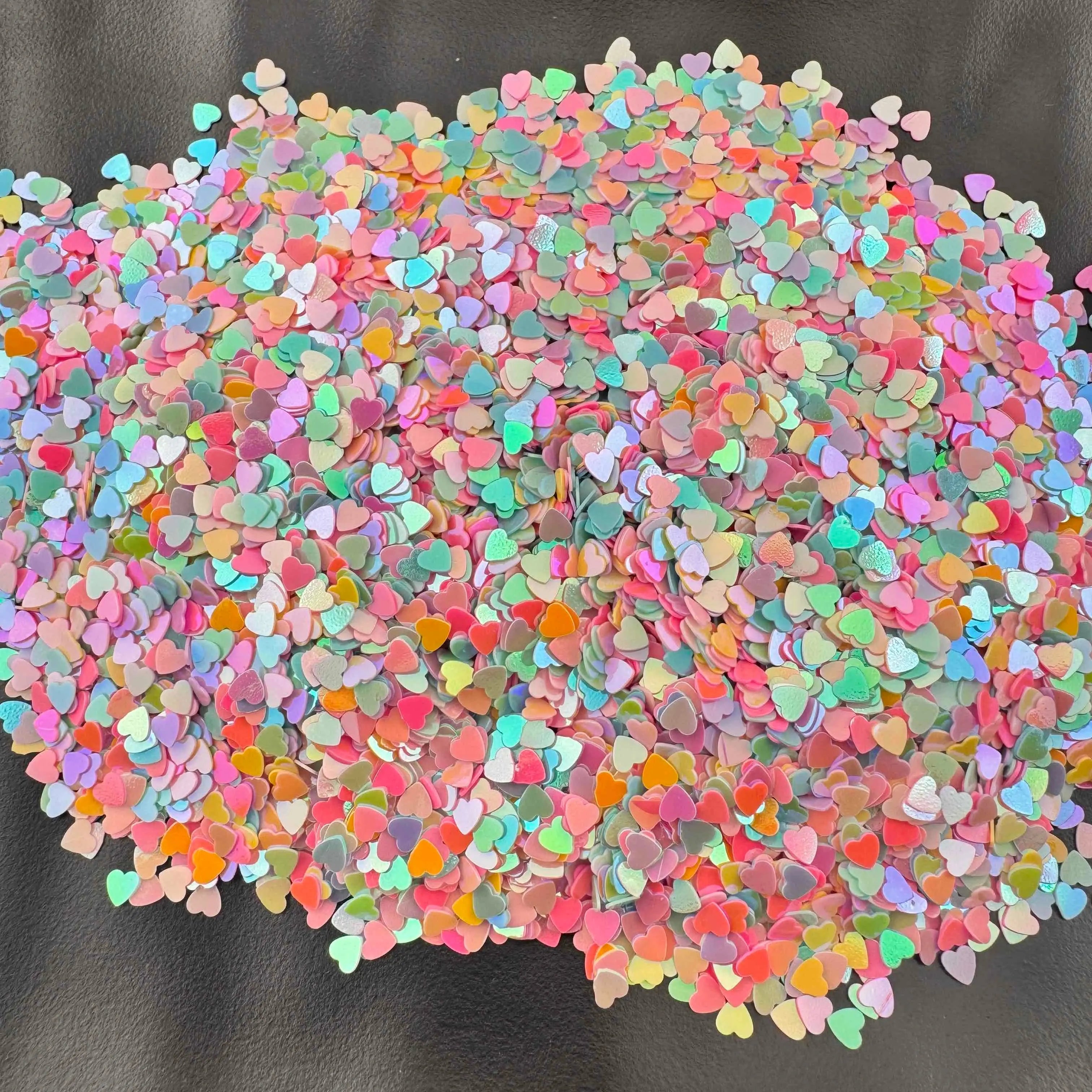 FS6299-About 3mm Random Mixed Heart Flash Chips Zoe DIY Wholesale