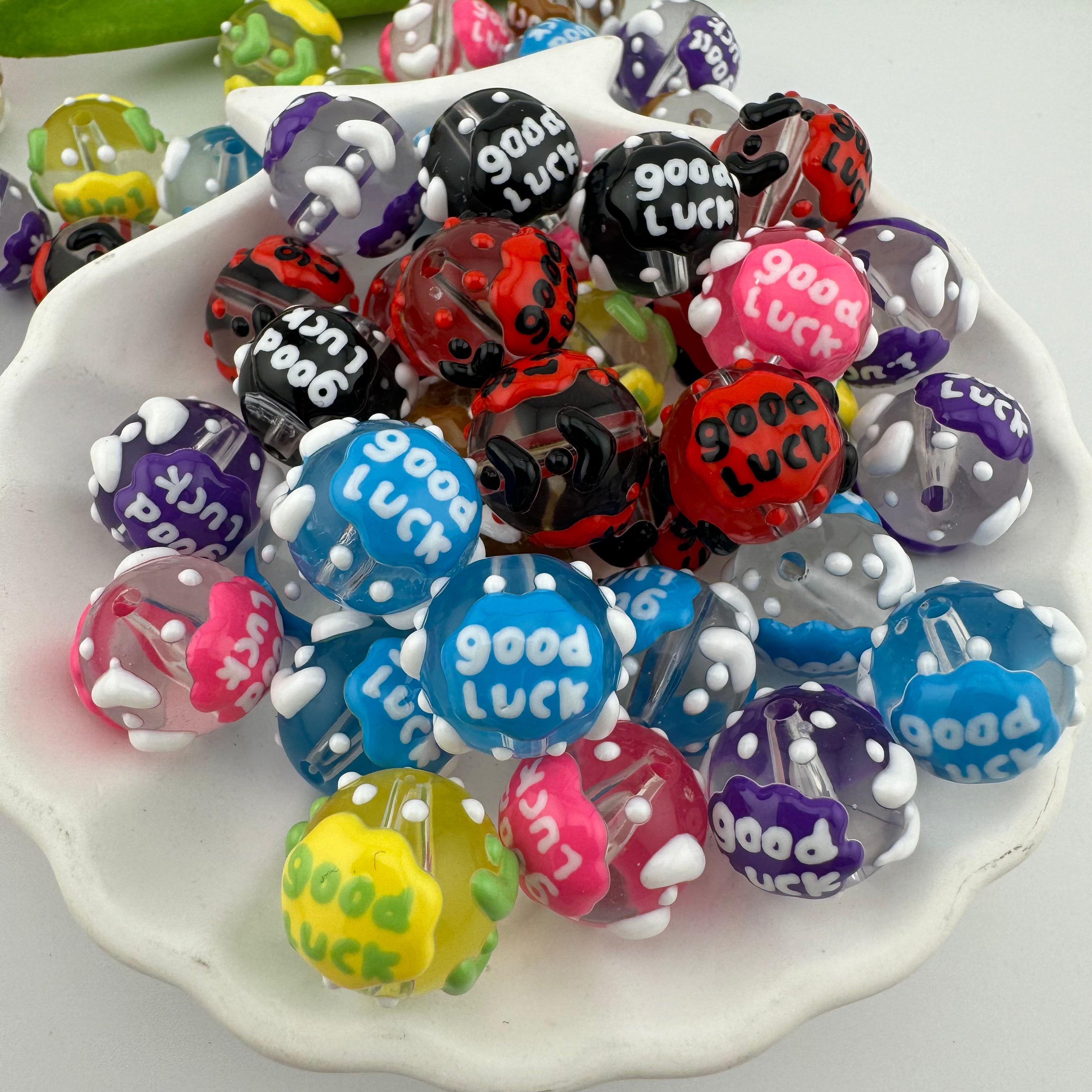 50 Pieces Hand Painted Good Luck English Letter Words Resin Beads