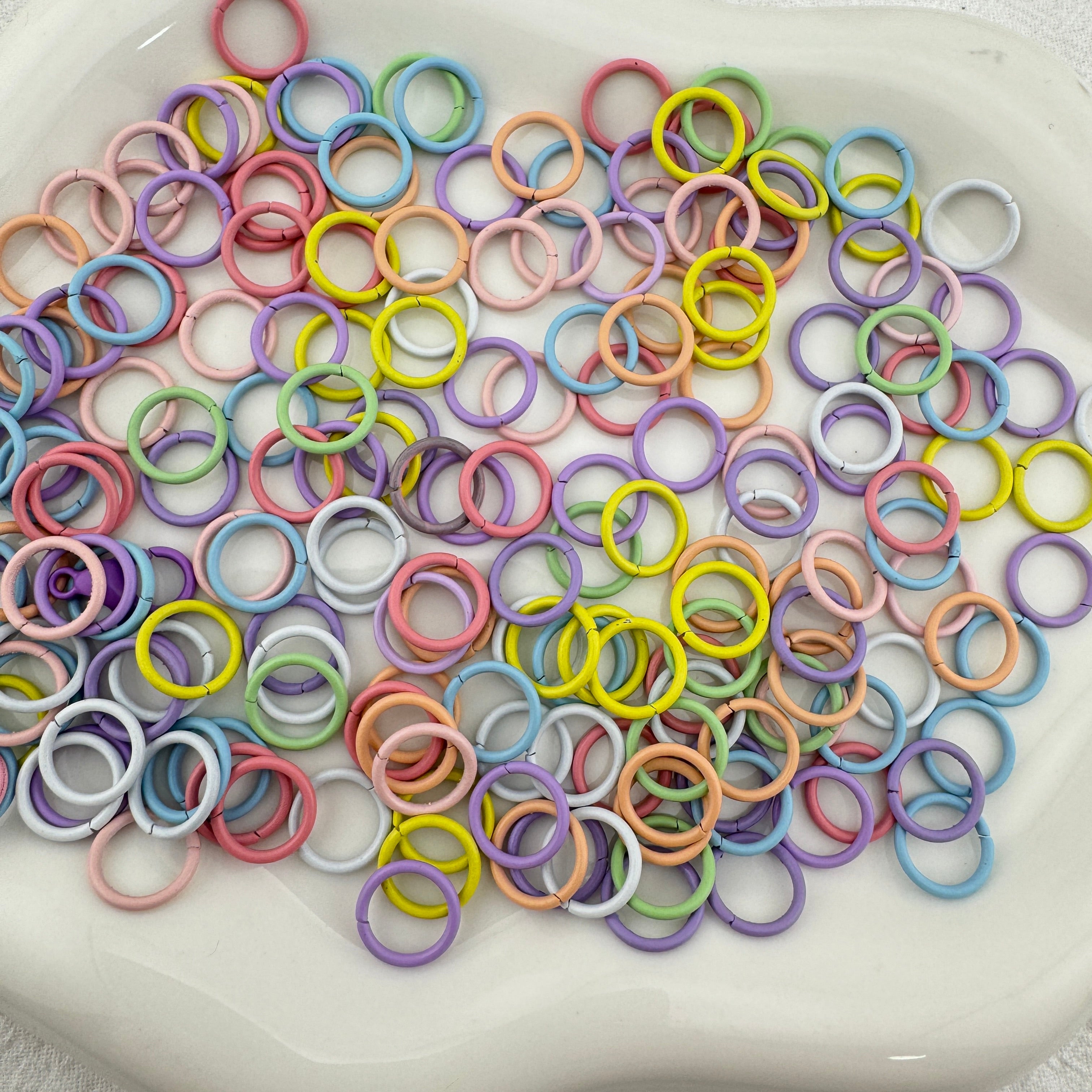 FS6096-10mm Random Mixed Color Drump Ring Zoe's DIY Shop