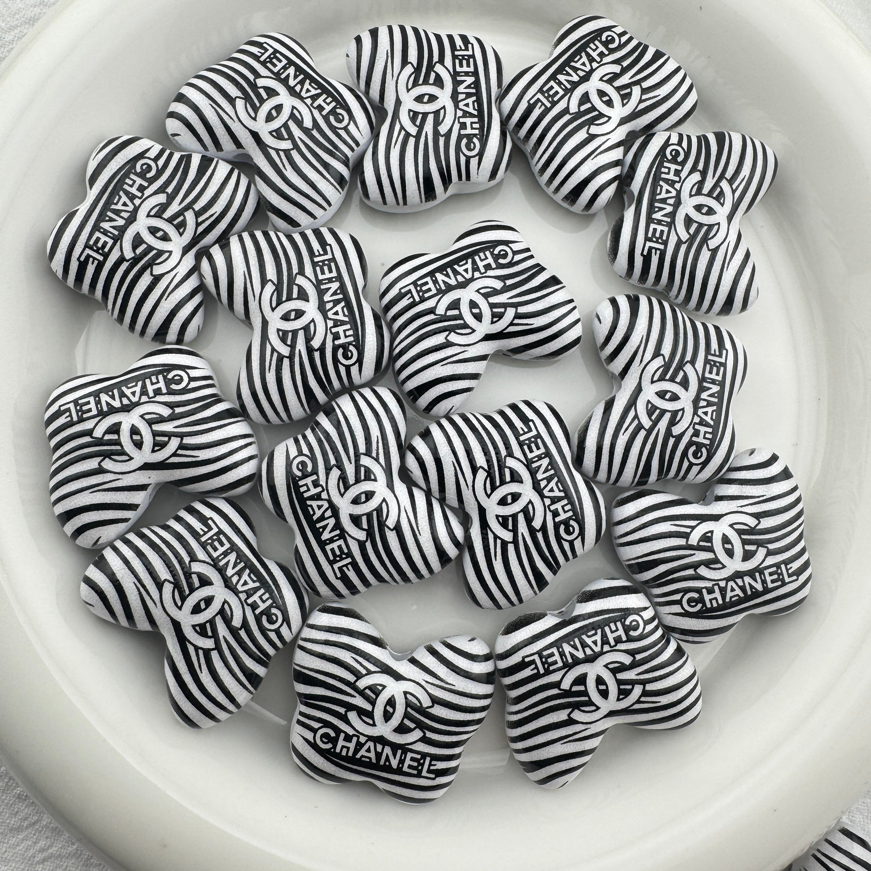 FS6707-25×21mm  Printed Butterfly Acrylic Beads Zoe's DIY Shop