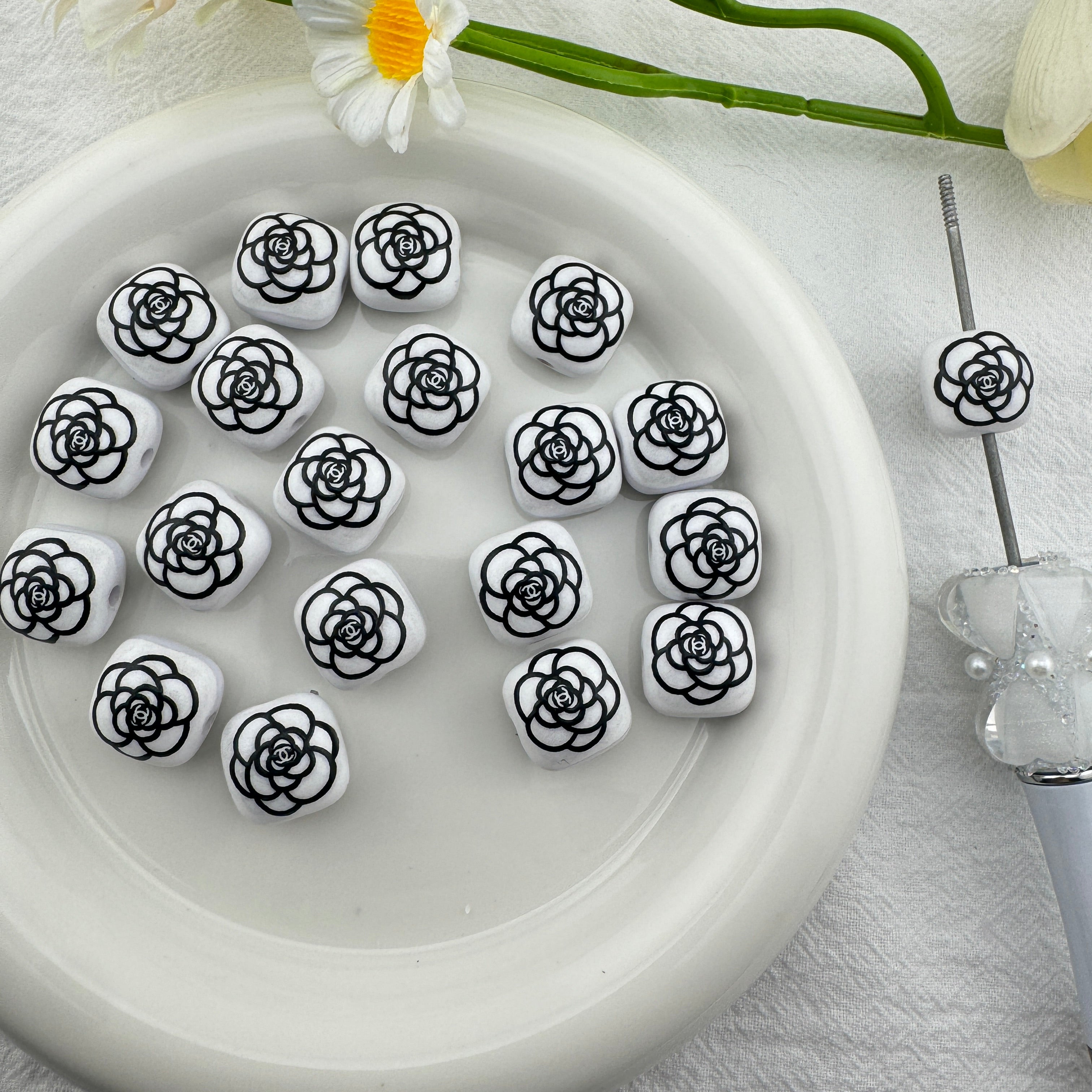 FS6706-15mm Camellia Printed Acrylic Beads Zoe's DIY Shop