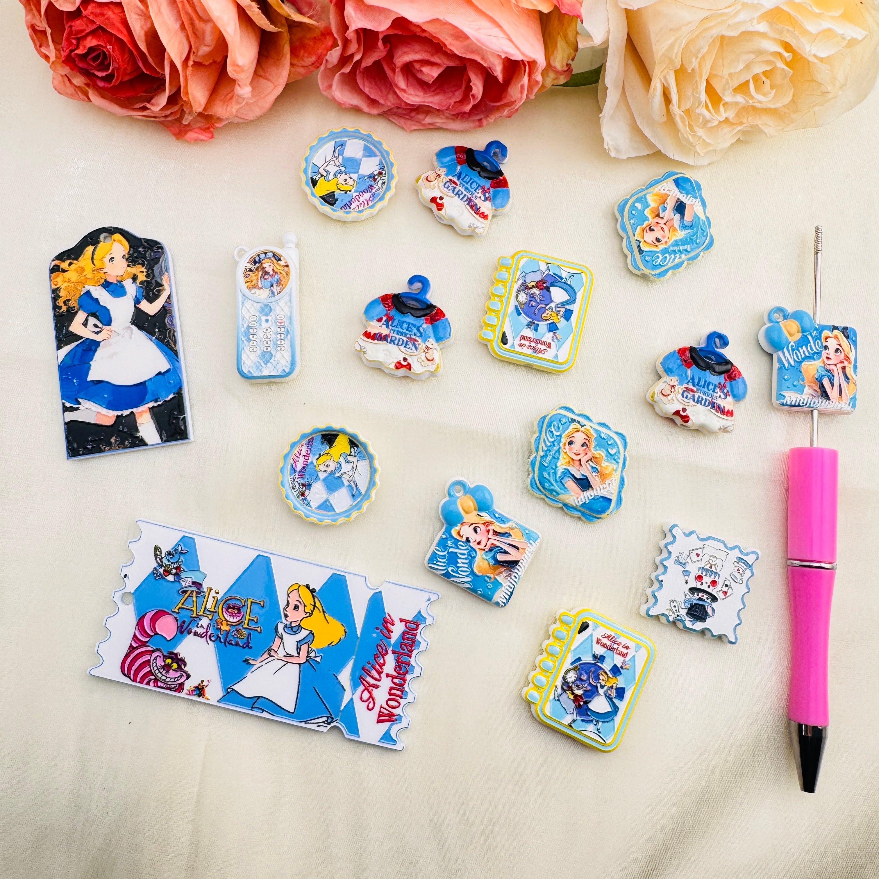 FS10511-Random Mixed Alice Printed Acrylic Beads For Beadable Pens Jewelry Making Keychain Making