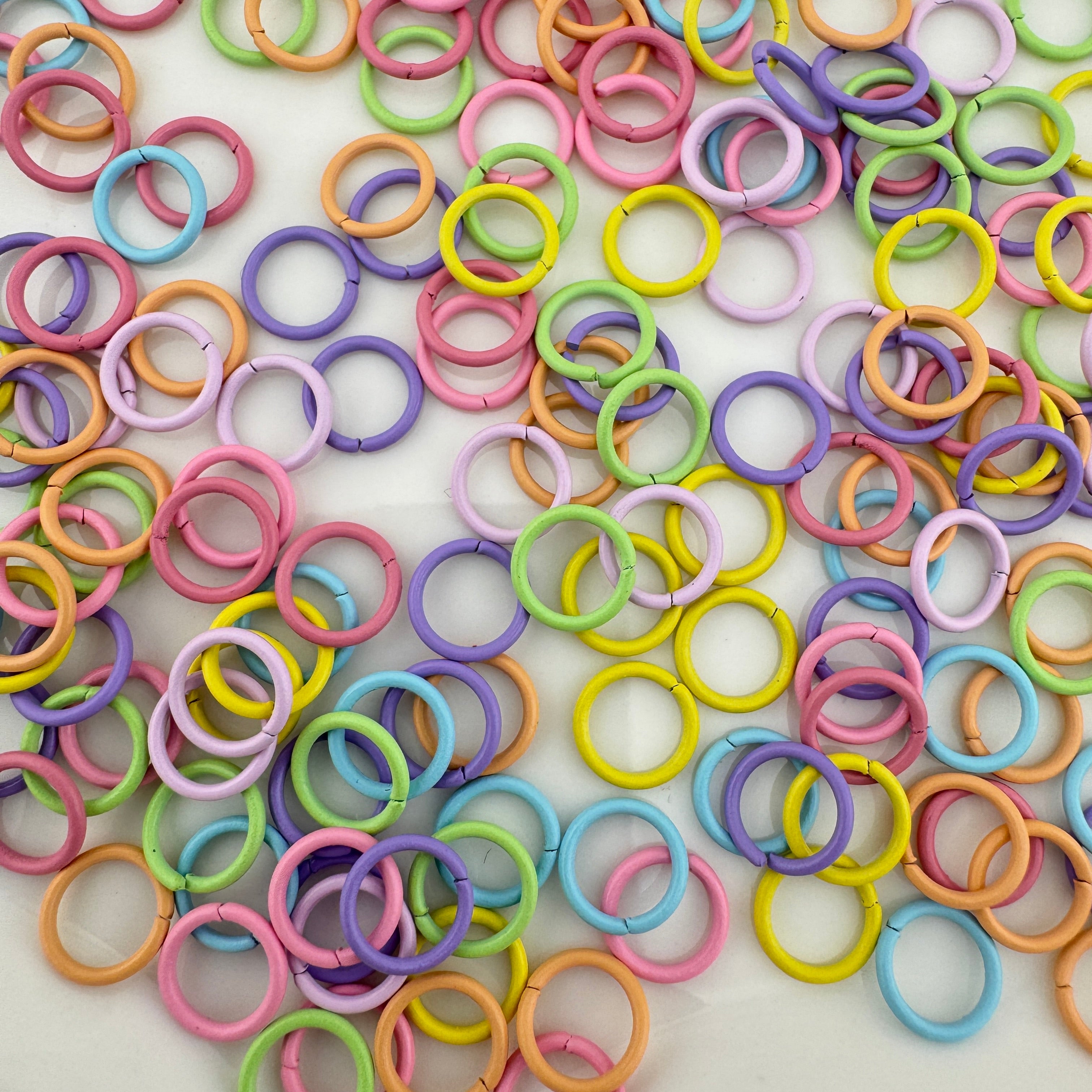 FS6095-8mm Random Mixed Color Drump Ring Zoe's DIY Shop