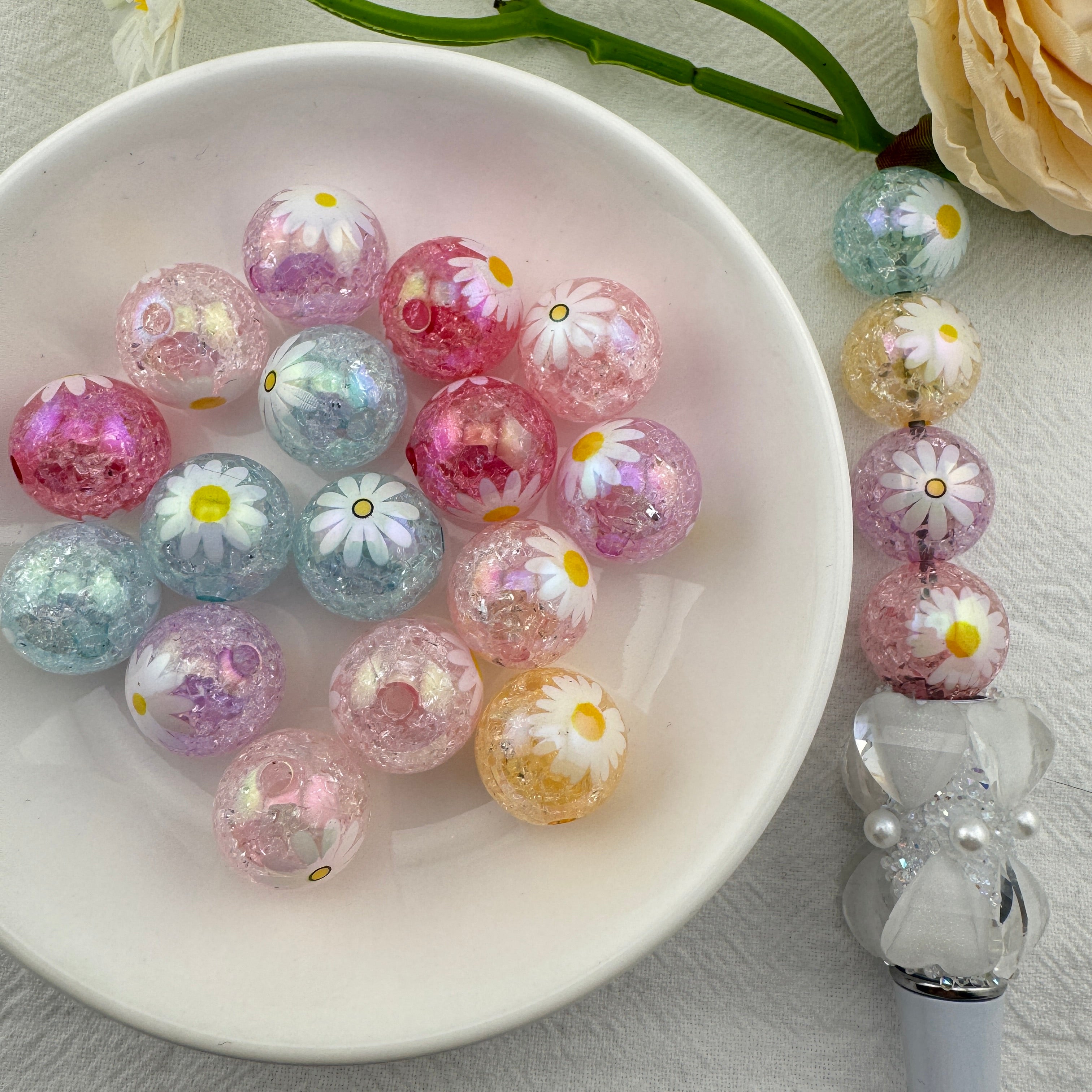 FS6697-16mm Cracked Daisy Flower Printed Acrylic Beads Zoe's DIY Shop