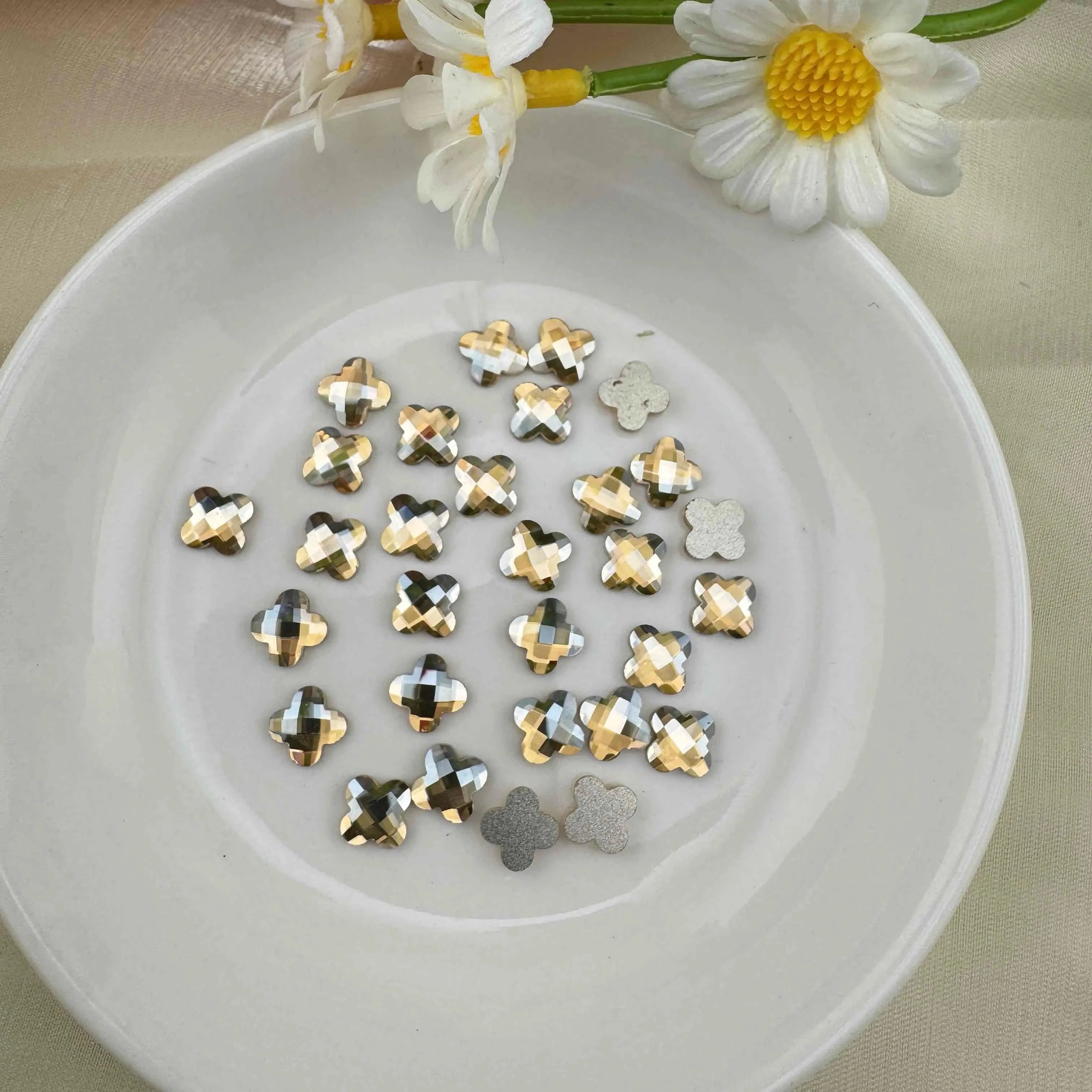 FS6567-6.6mm Glass Crystal Clover Diamond Nail Charms For Making Fancy Beads Or Fancy Beadable Pens For DIY Project Zoe DIY Wholesale