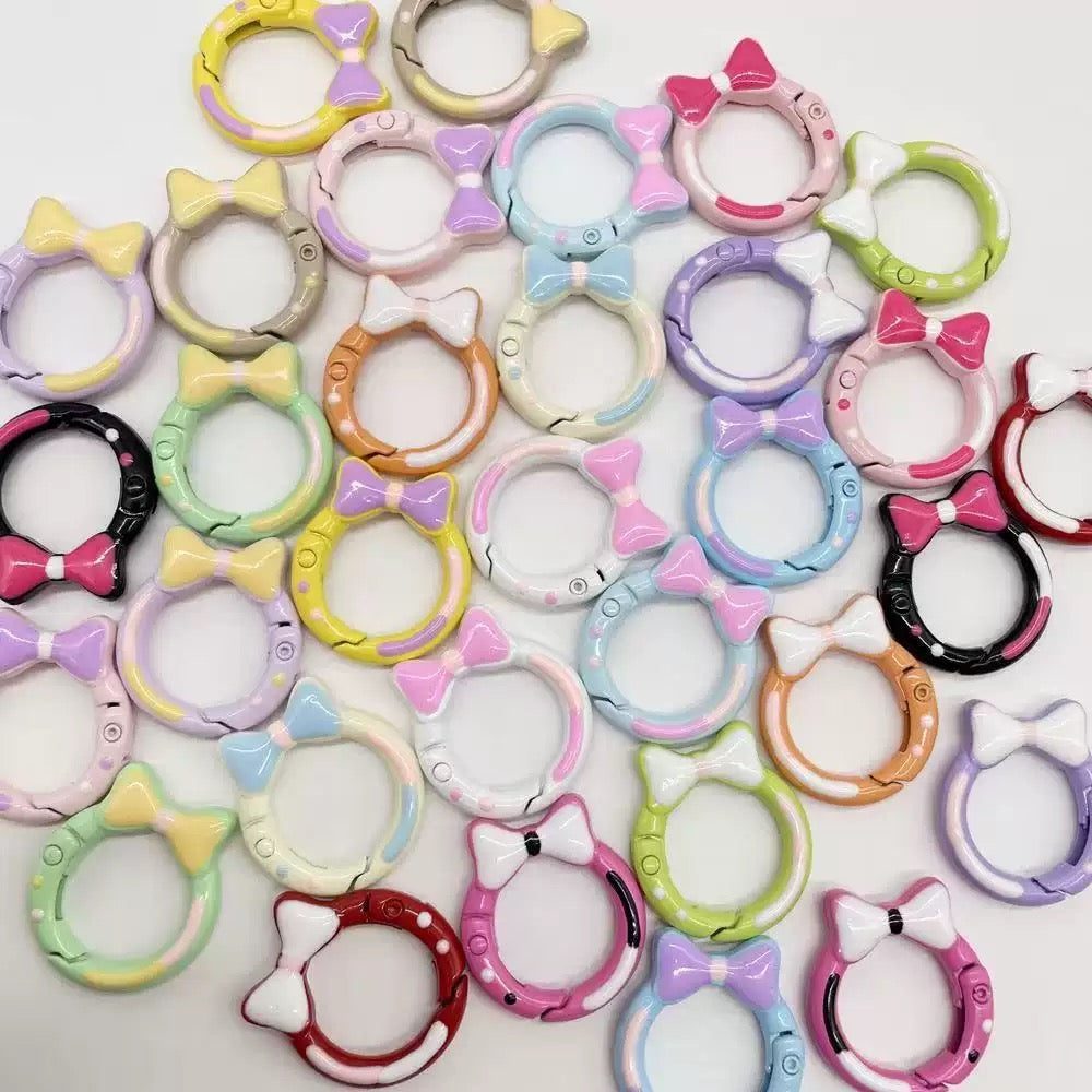 FS2103-23.8mm×26.8mm Hand Painted Metal Key Ring Zoe's DIY Shop