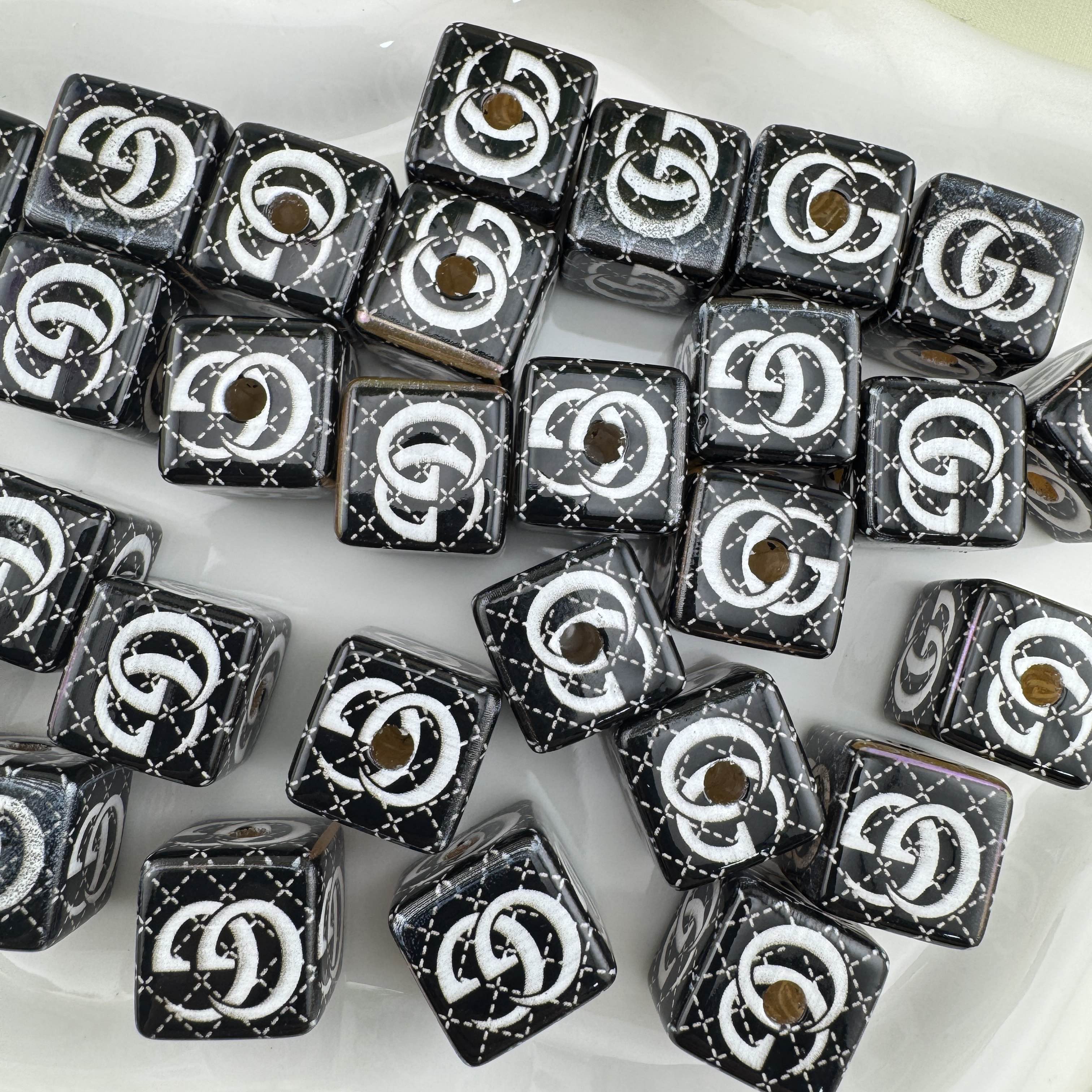FS6828-16mm Black Cube Acrylic Beads Zoe DIY Wholesale