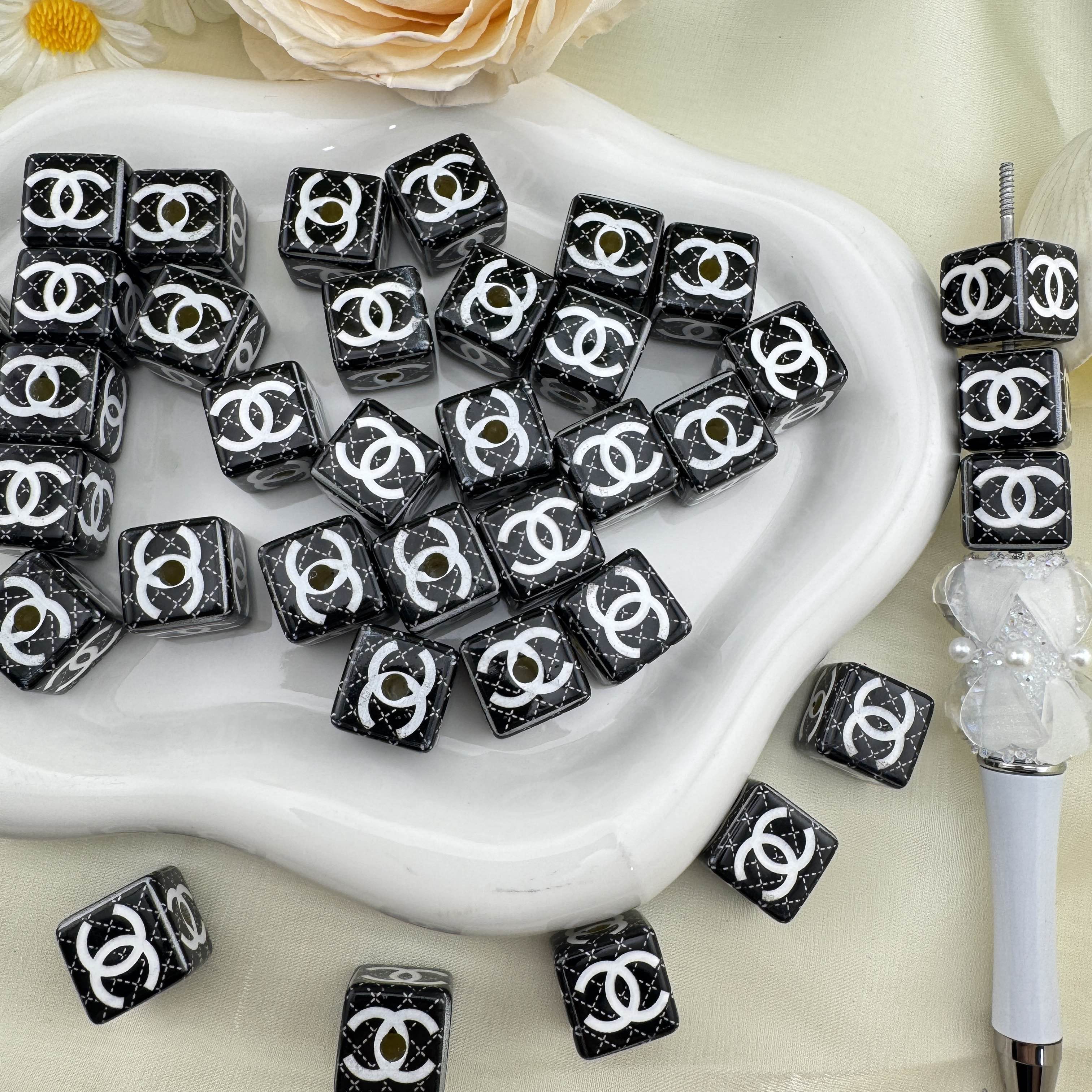 FS6424-16mm Cube Acrylic Beads Zoe DIY Wholesale