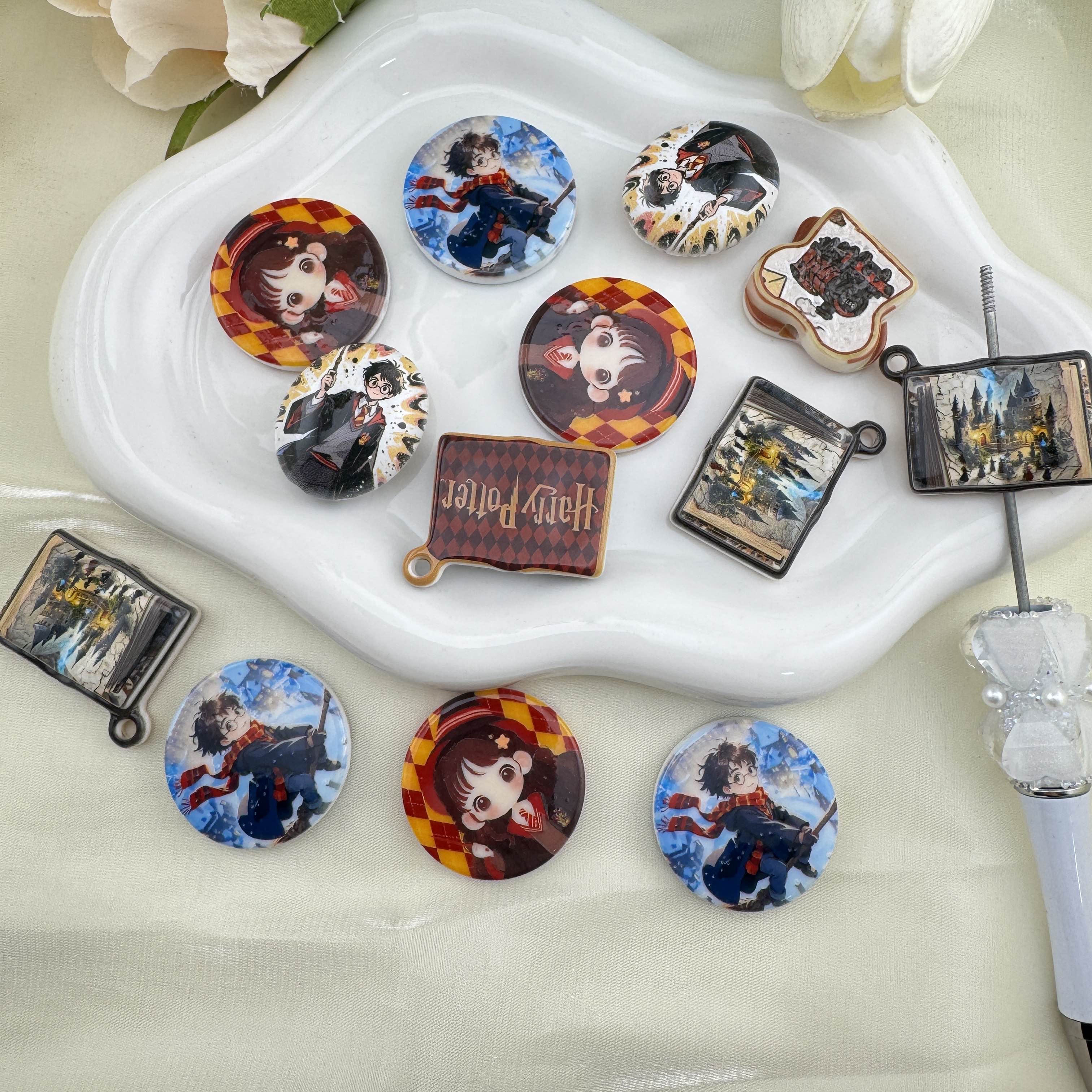 FS6833-Random Mixed Harry Potter Acrylic Beads Zoe DIY Wholesale