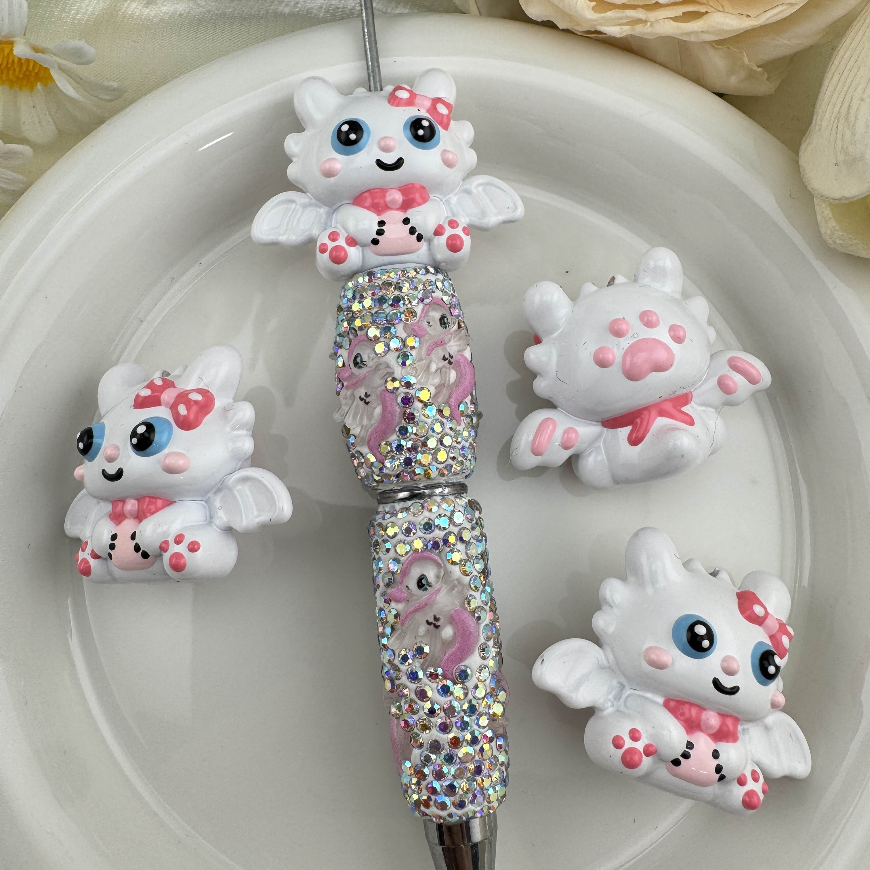 FS6803-Toothless and the Light Furry Hand Painted Acrylic Beads Zoe DIY Wholesale