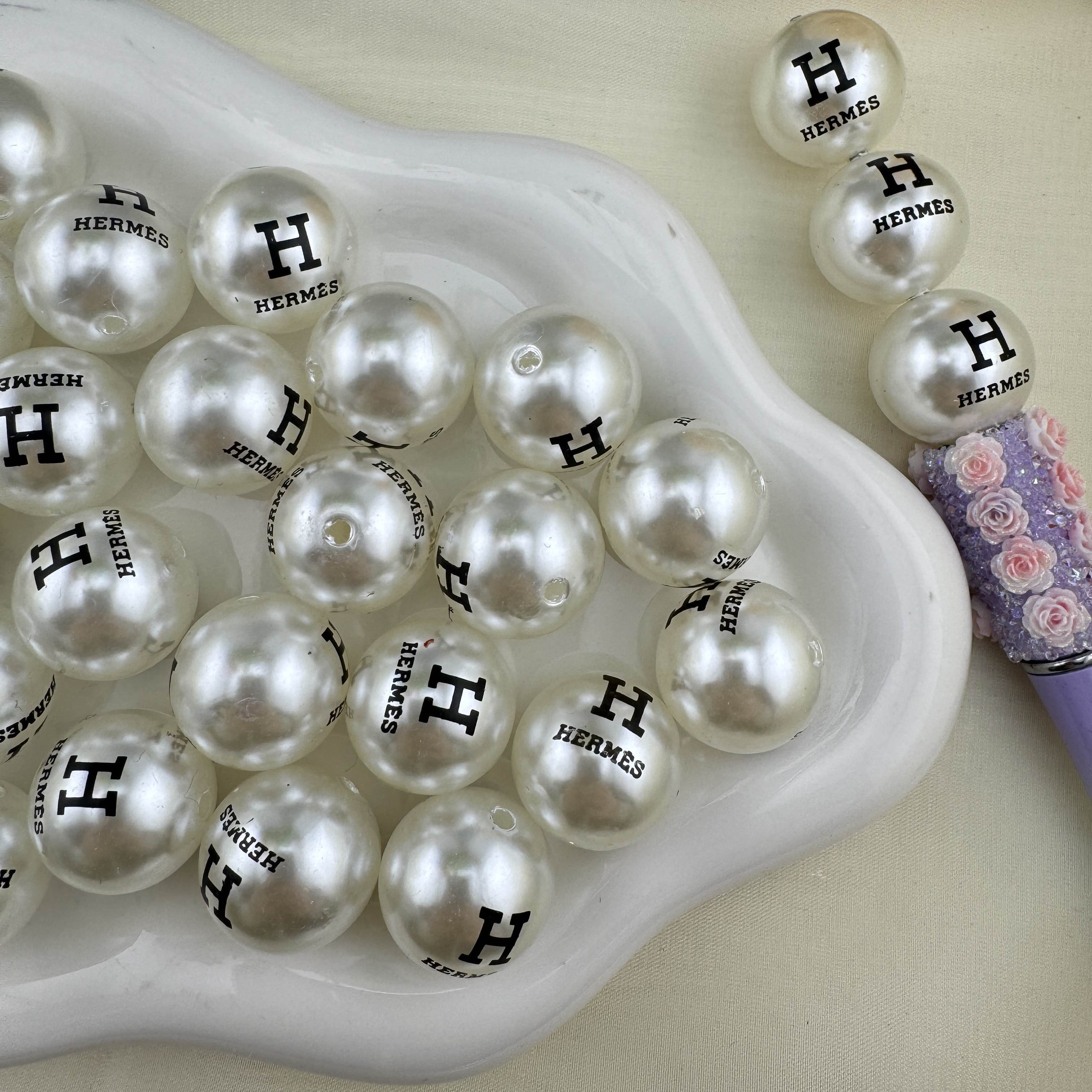 FS6887-20mm H Pearl Looking Acrylic Beads For Making Keychain Jewelry Making Zoe DIY Wholesale