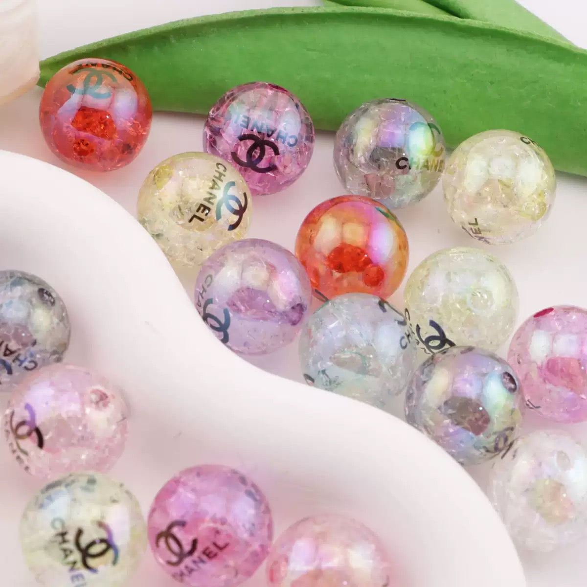 FS6330-About 16mm Mixed Printed Cracked Acrylic Beads