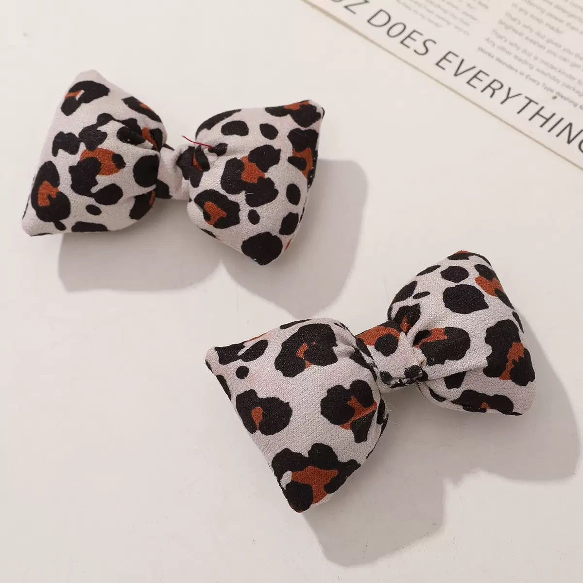FS19142-About 6.8×4.3cm Leopard Printed Farbic Bow