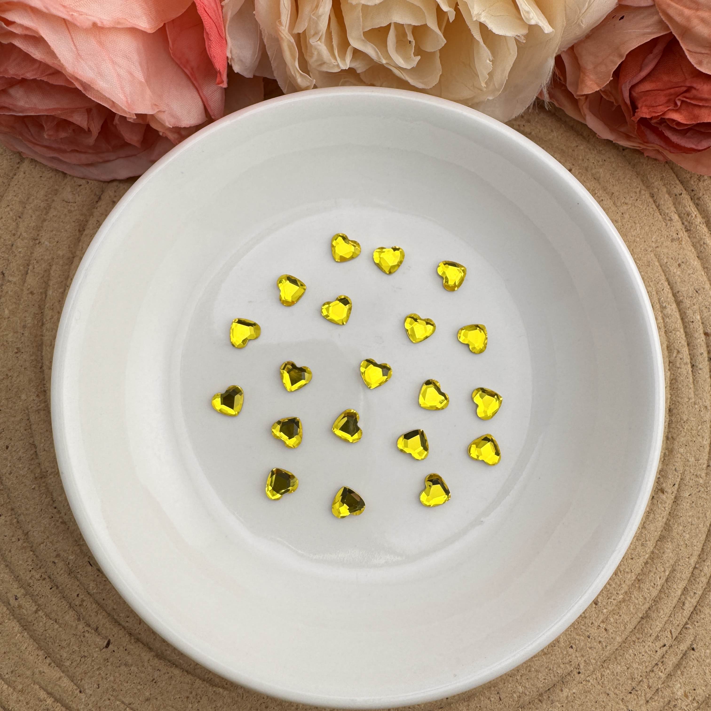 About 6mm Crystal Heart Nail Charms For Making Nail Art Fancy Beads Pens Zoe DIY Wholesale