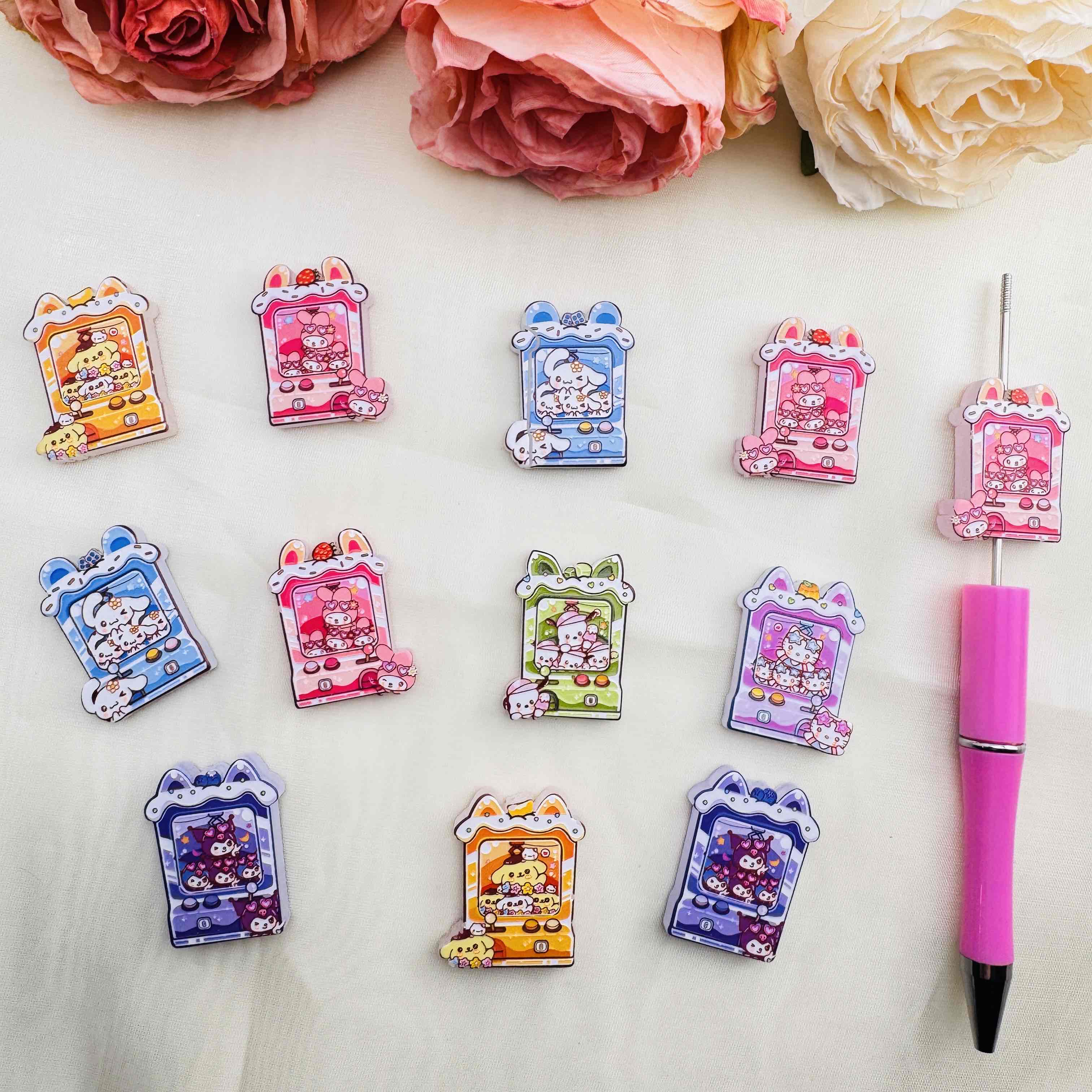 FS10513-Random Mixed Sanrio Acrylic Beads Fit For Beadable Pens Keychain Jewelry Making