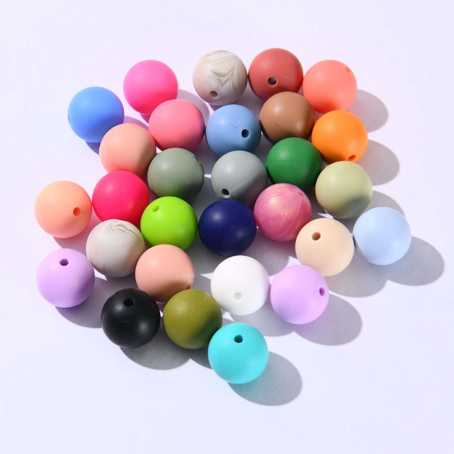 FS1689-15MM Random Mixed Color Silicone Beads