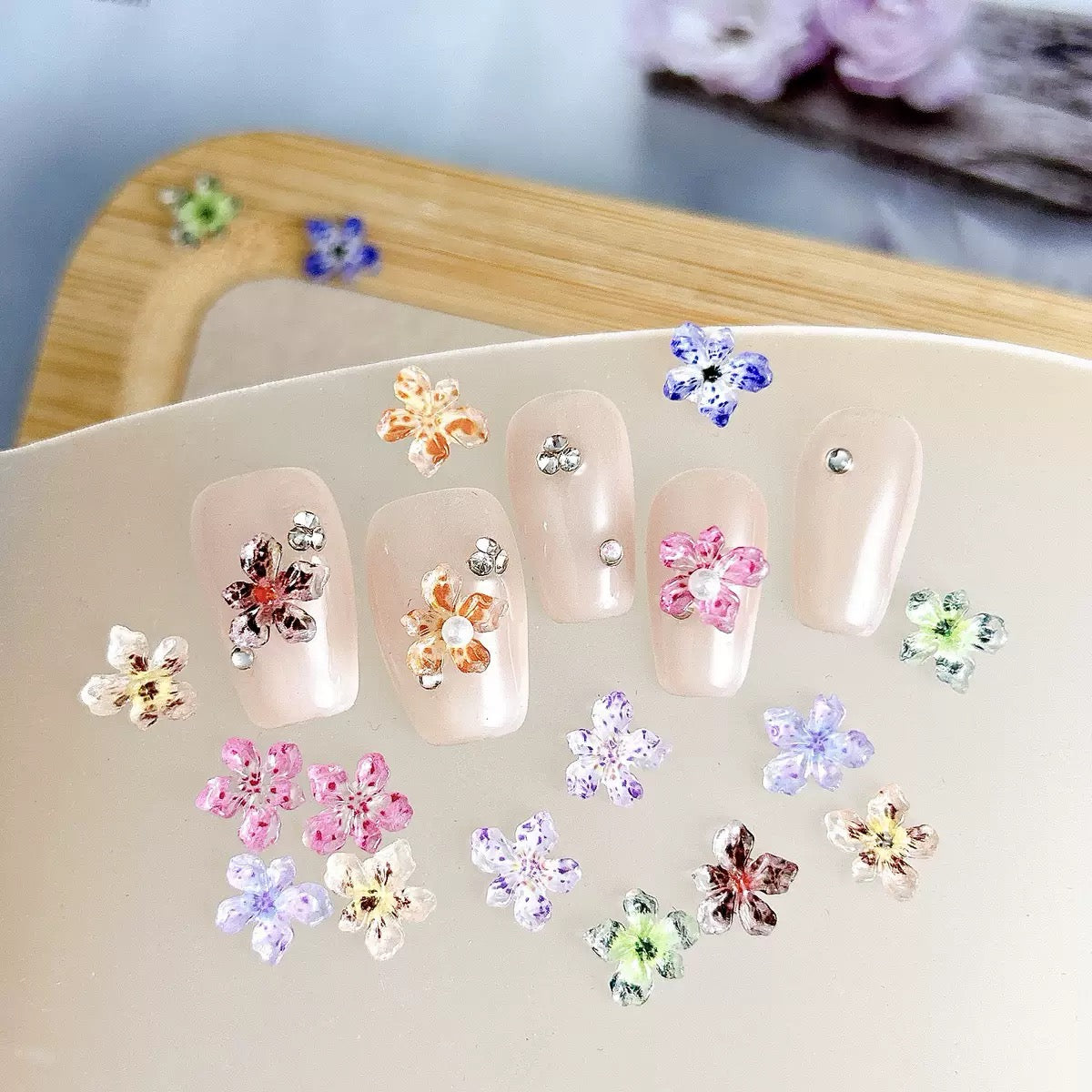 FS6517-9mm Transparent Printing Sakura Resin Nail Charms Nail Charms Floral Nail Art Charms Luminous Flower Charms for Nails Design Floral Charm Resin Flowers Manicure Decorations Blossom Petals Zoe's DIY Shop