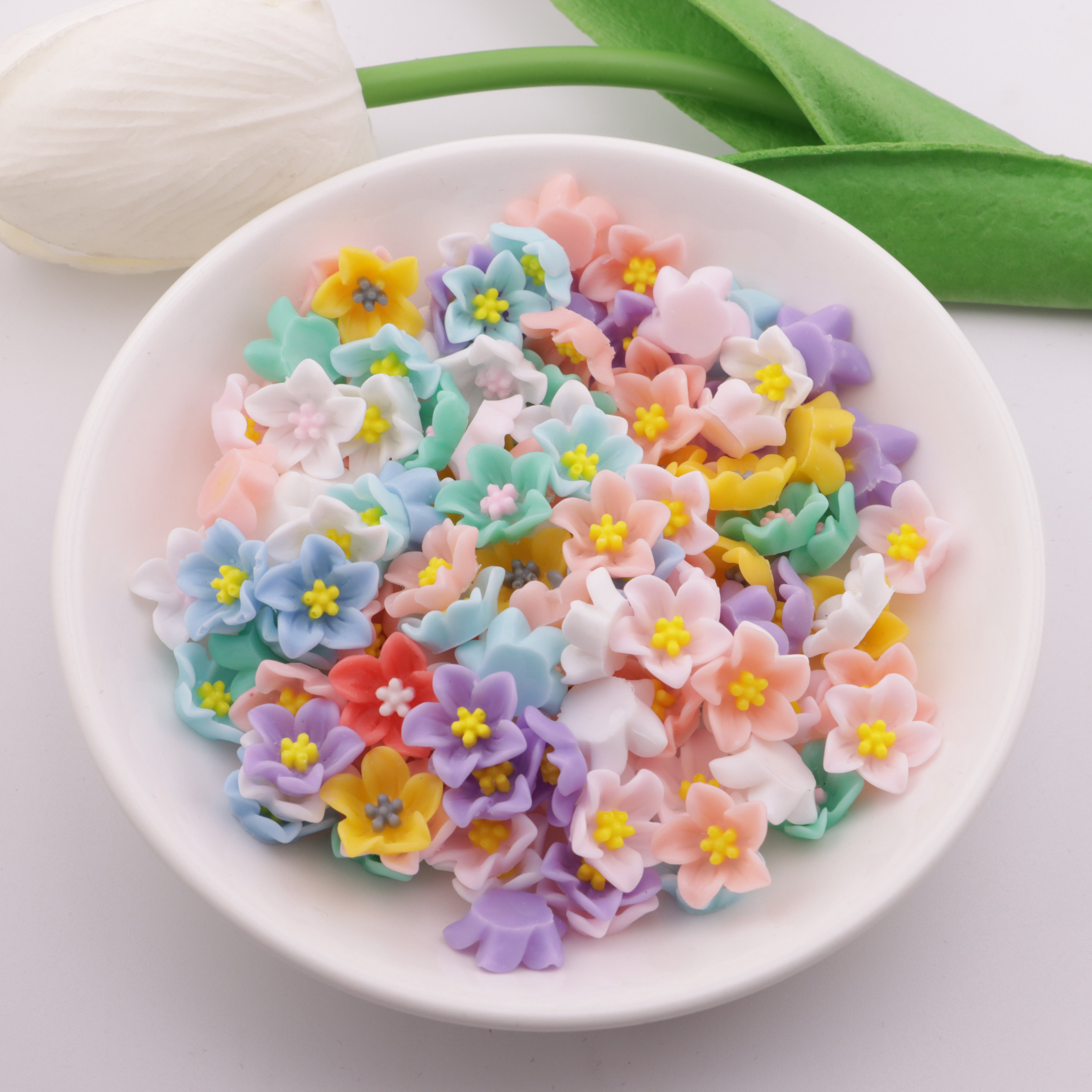 FS5280- 13mm Lily Flower Charms Lily Flower Patches