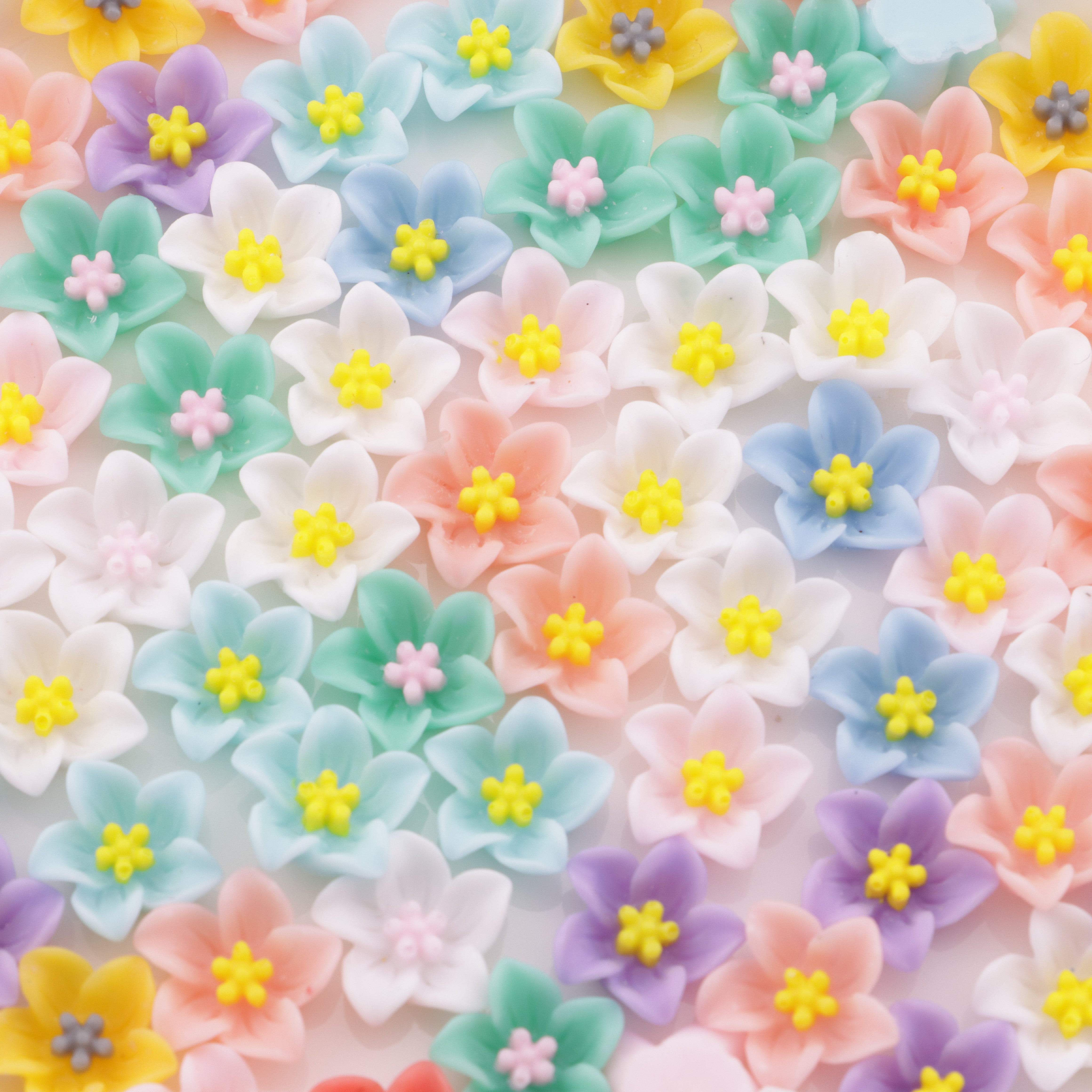 FS5280- 13mm Lily Flower Charms Lily Flower Patches Zoe's DIY Shop