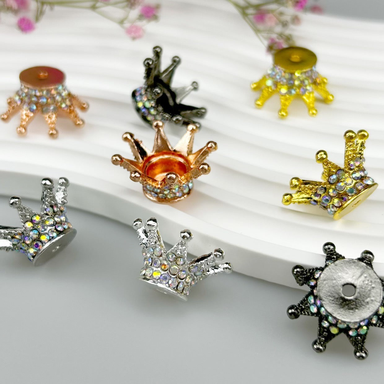 25MM Mixed Color Stereoscopic Diamond Crown Alloy Spacer