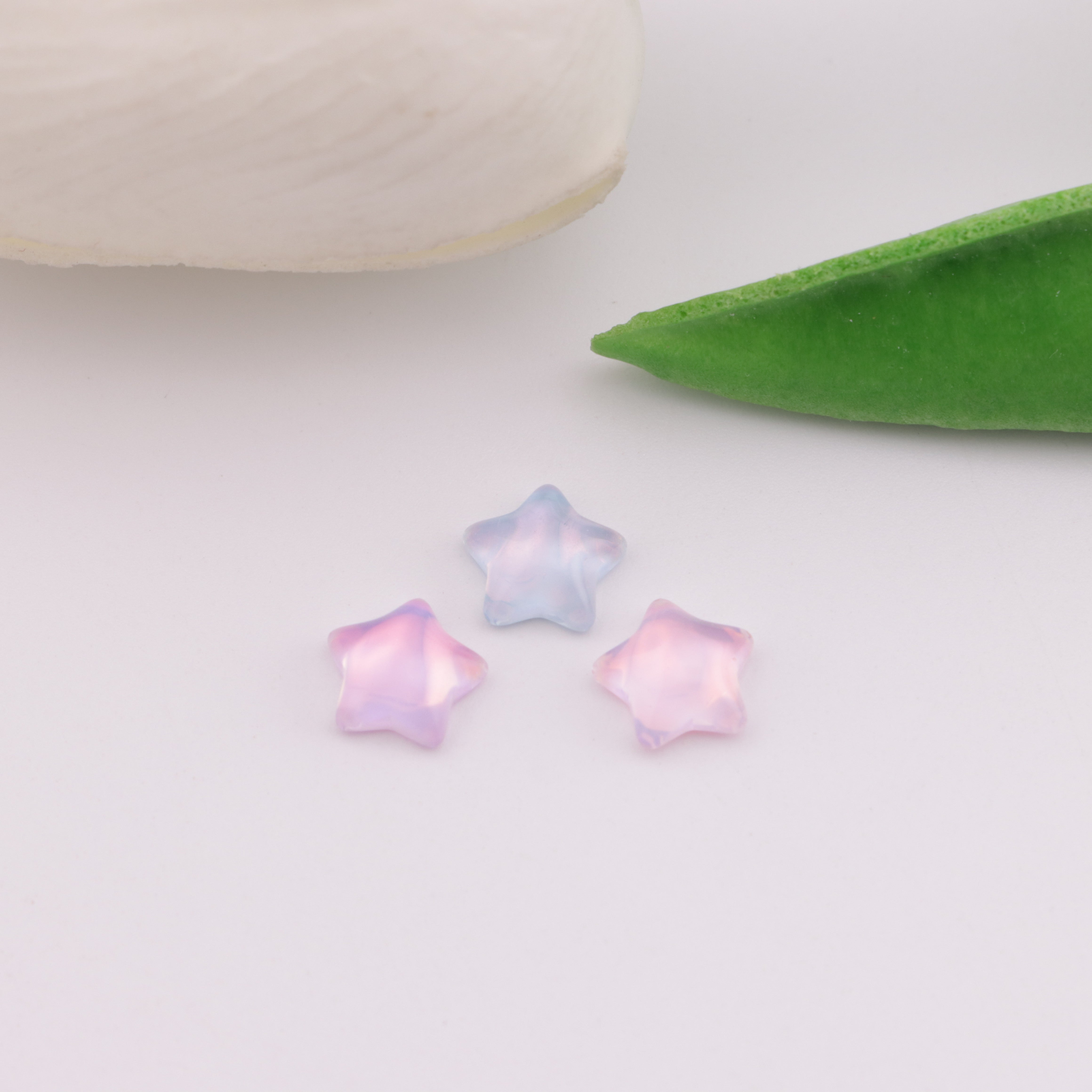 FS5403- 7.5mm Star Crystal Diamonds Five - Pointed Star Flat - Bottom Rhinestone Patches
