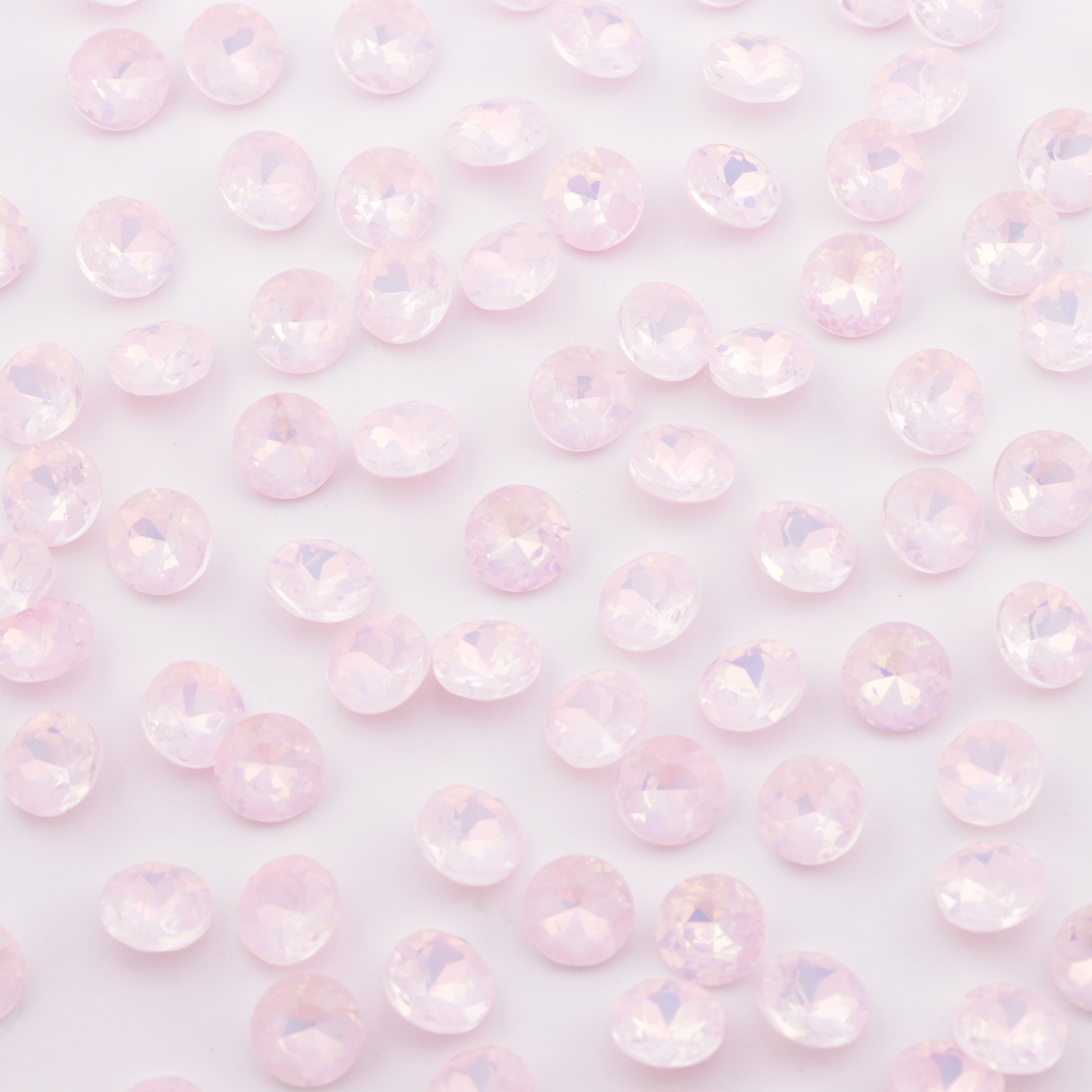 FS2864- 8mm Pink Pointed-Bottom Mocha Round Diamond