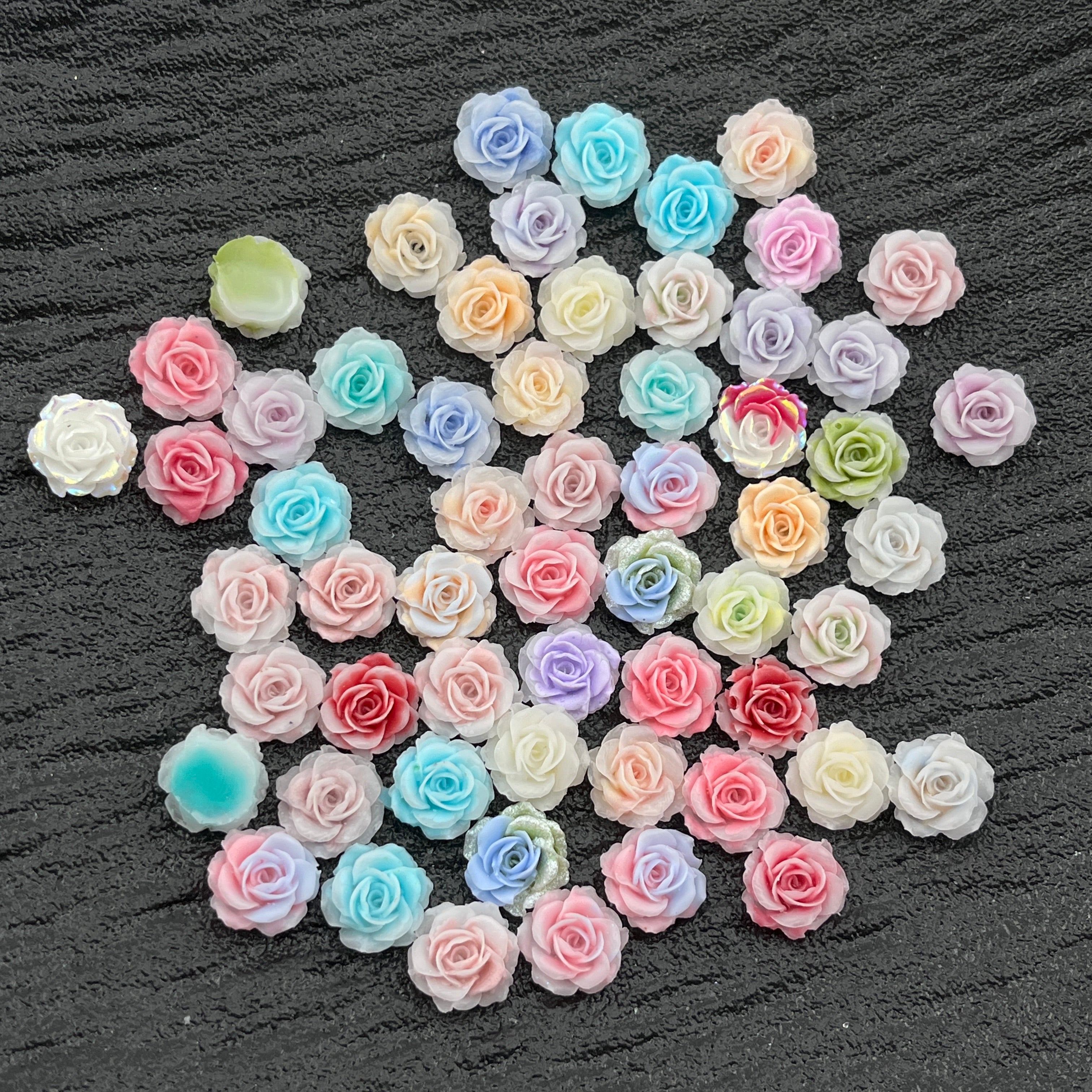 FS2826- 10mm Gardenia Flowers Nails Charms Mixed Color