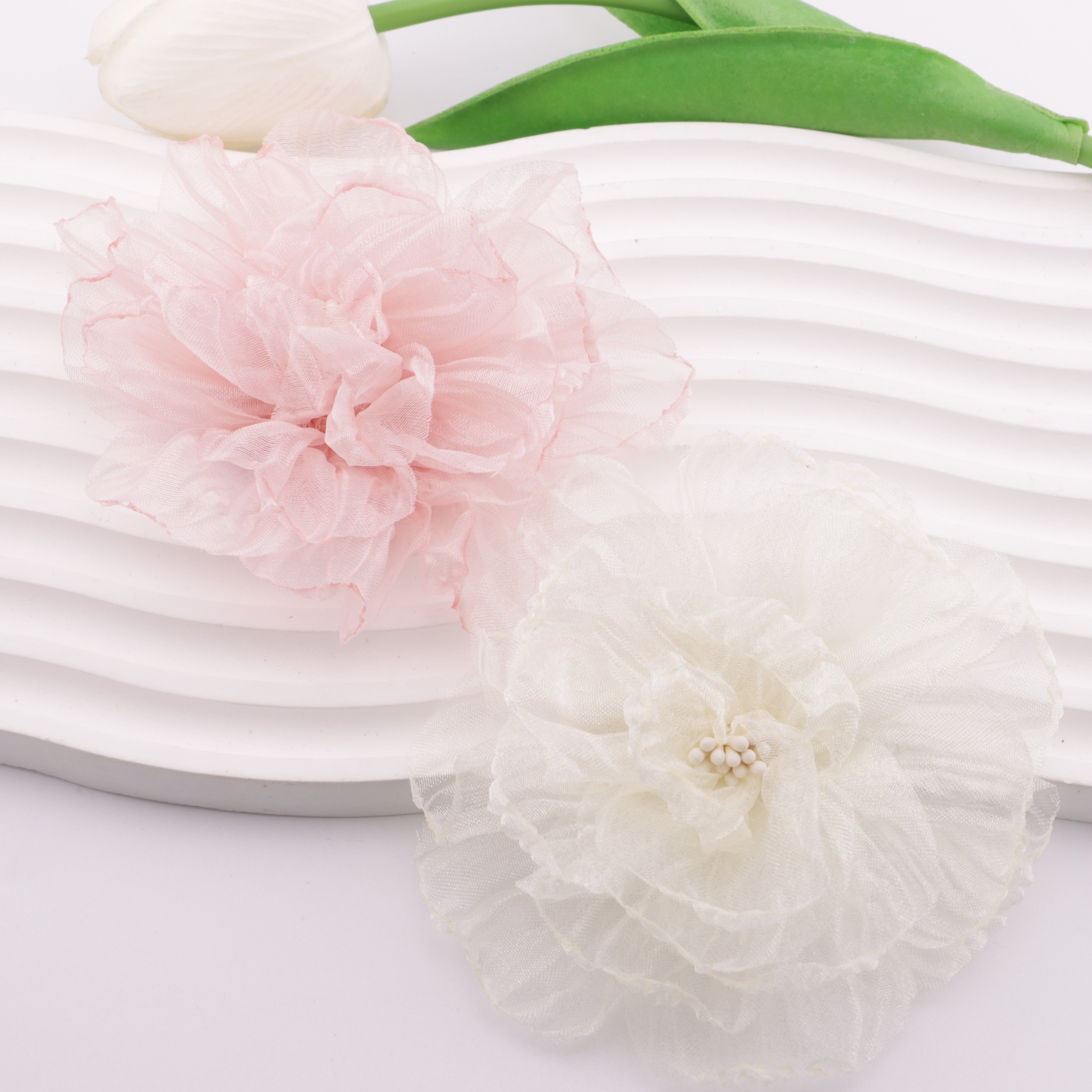 FS4976- 88mm Gauze Flowers