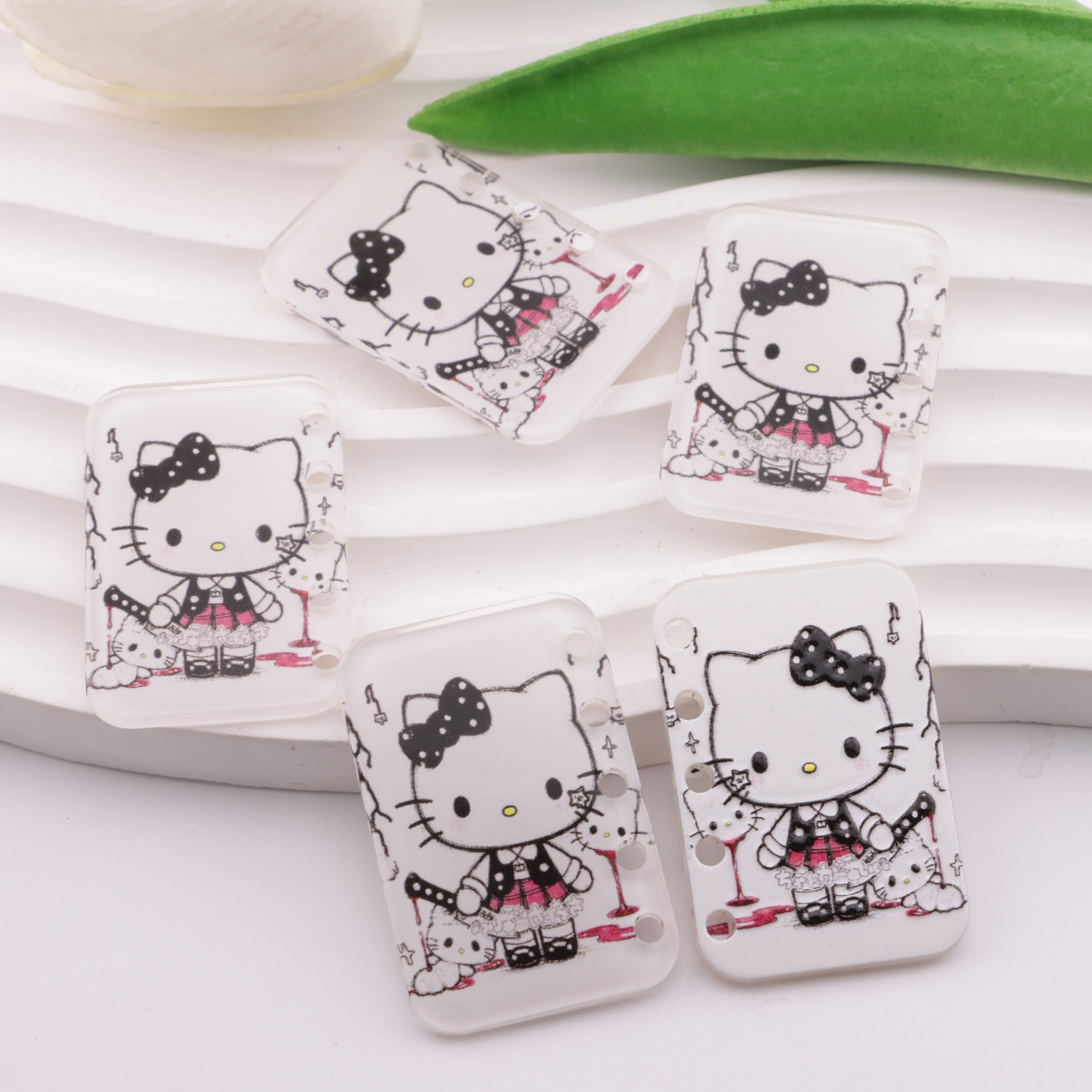 FS5870- 27*40Mm Five Hole HK Book Page Black And White Acrylic DIY Five-Hole Book Page