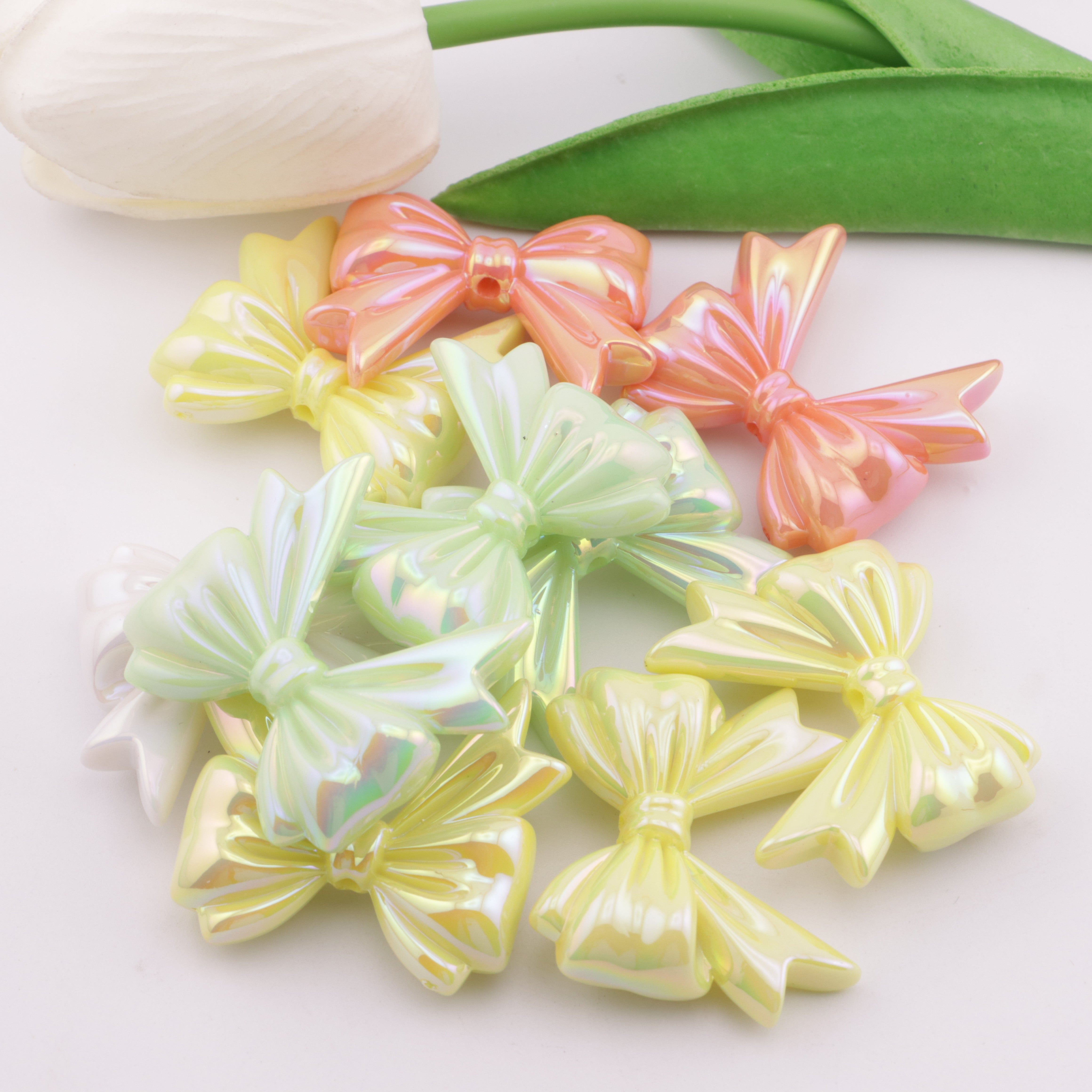 FS2218- 36.6×32mm UV-Plated Solid-Color Bowknot Acrylic Beads
