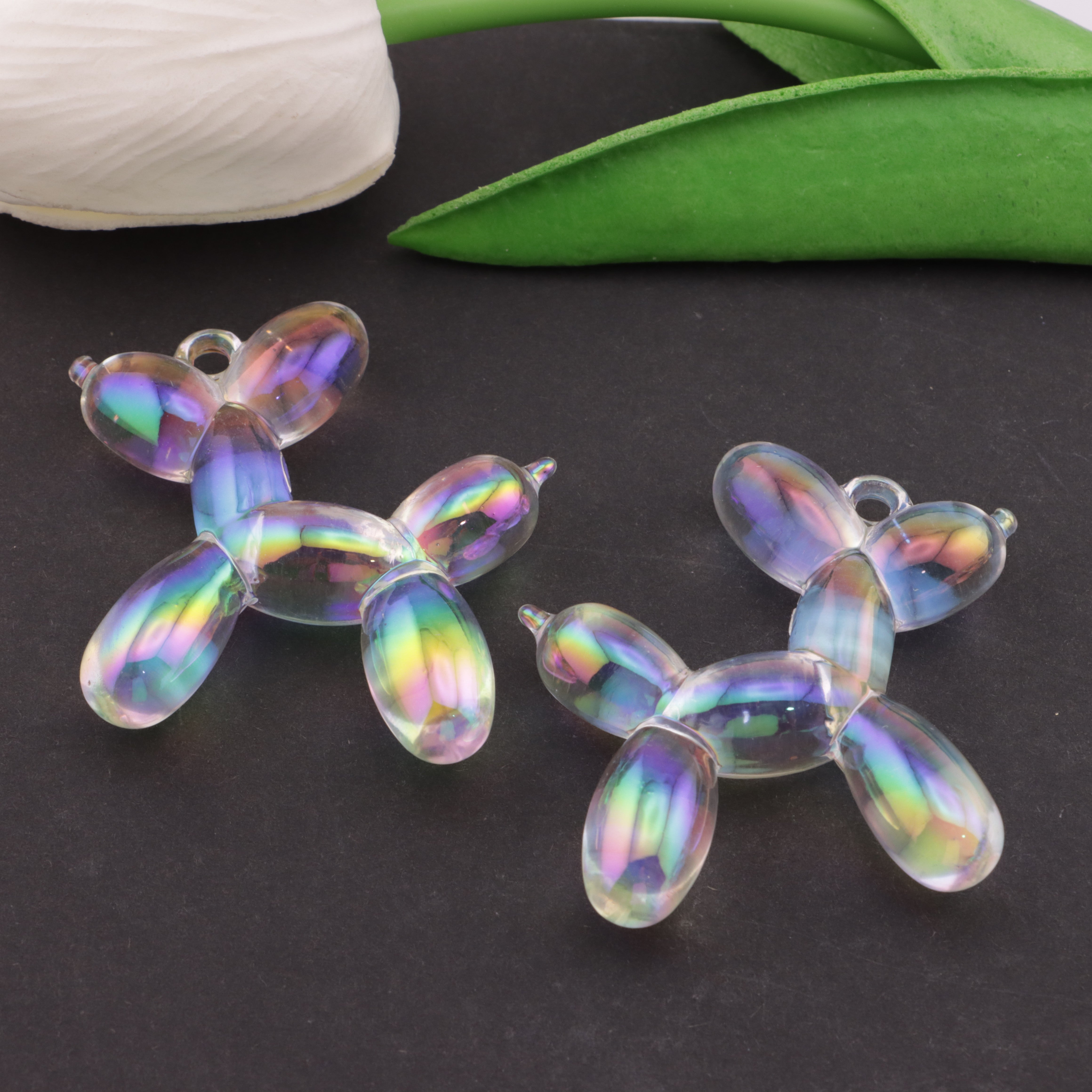 FS5857- Transparent Color-Coated Balloon Dog Pendant
