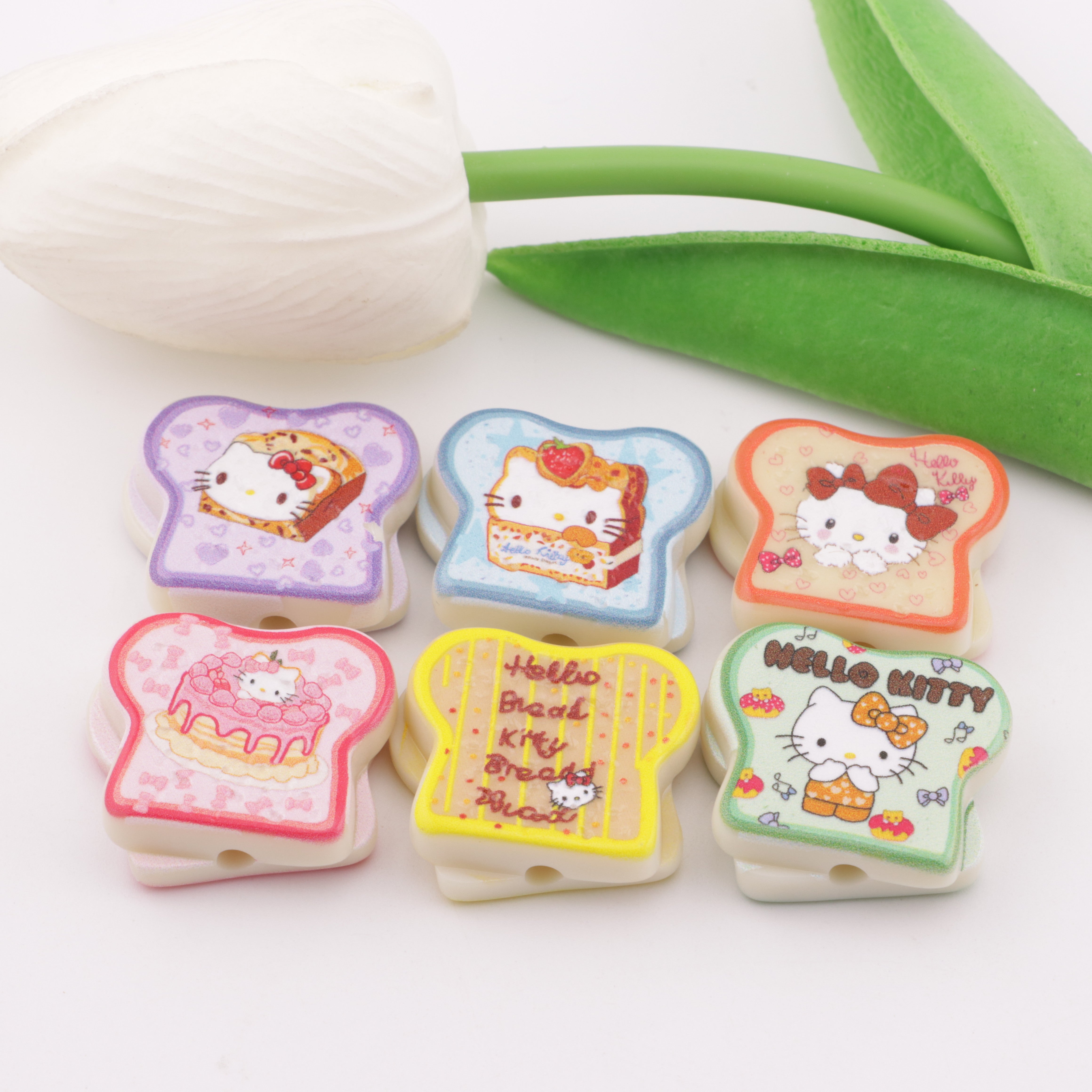FS5837- HK Toast Acrylic Beads