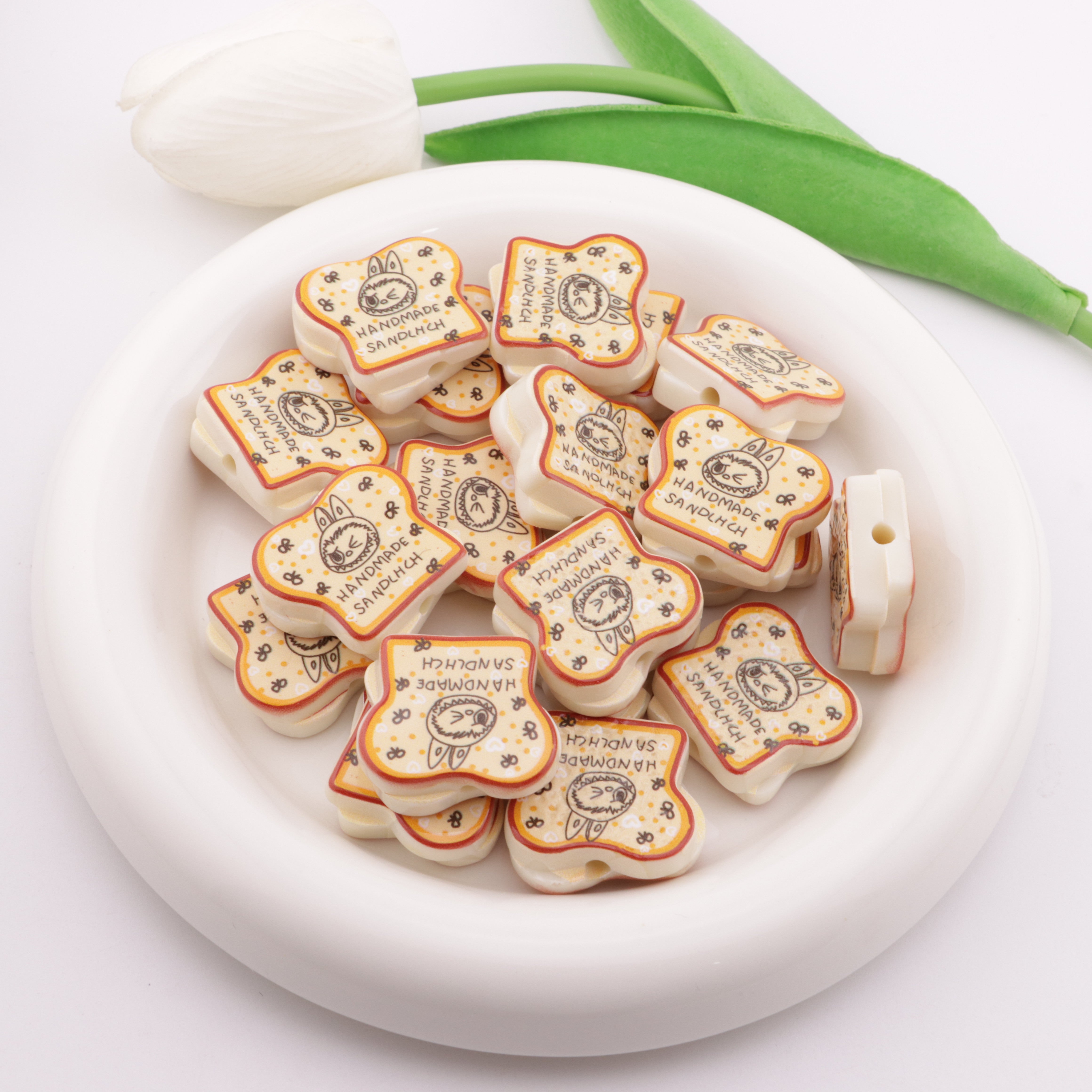 FS5832- Labubu Toast Acrylic Beads