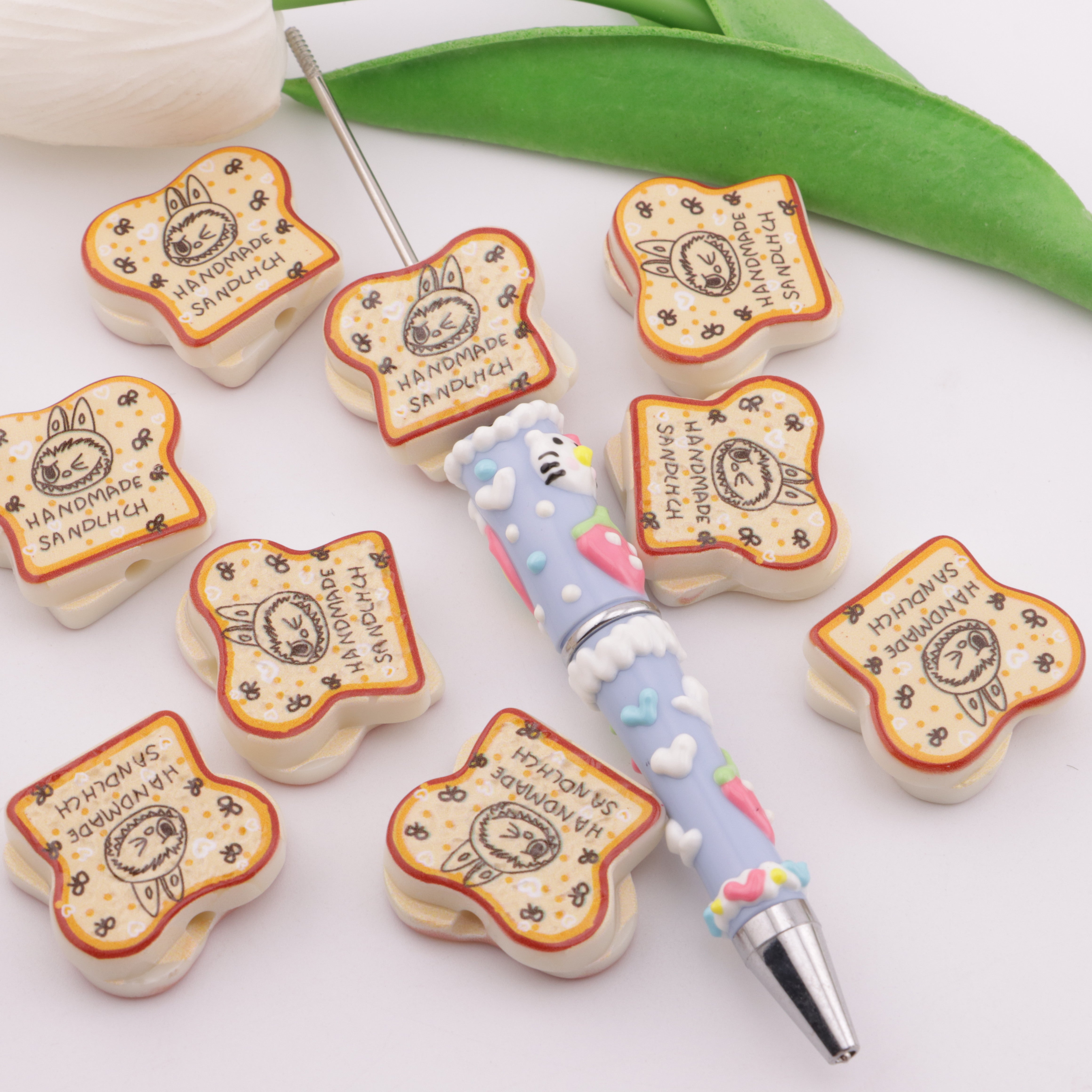 FS5832- Labubu Toast Acrylic Beads