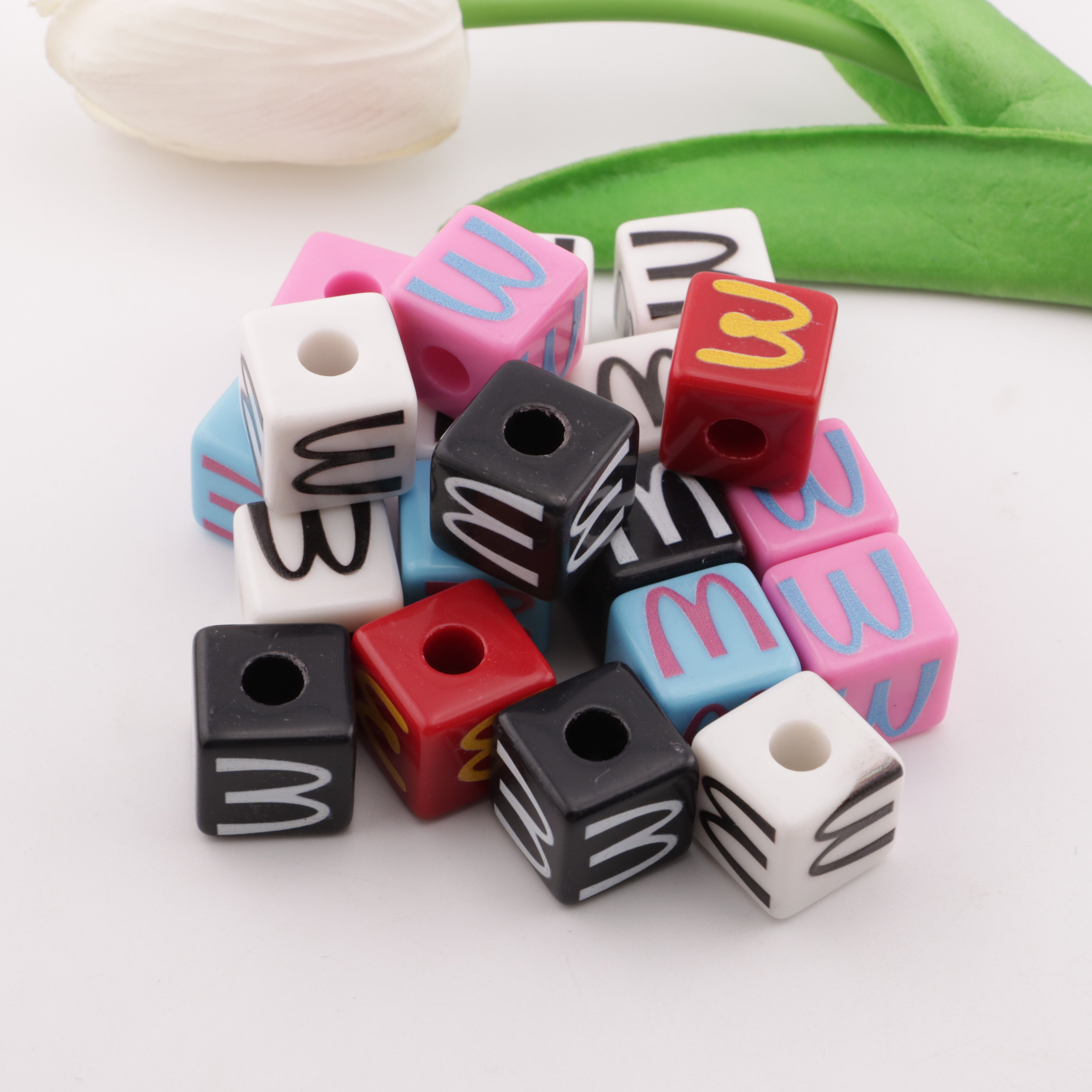 FS5833- 16×16mm Holes 6mm McDonald's M Square Beads