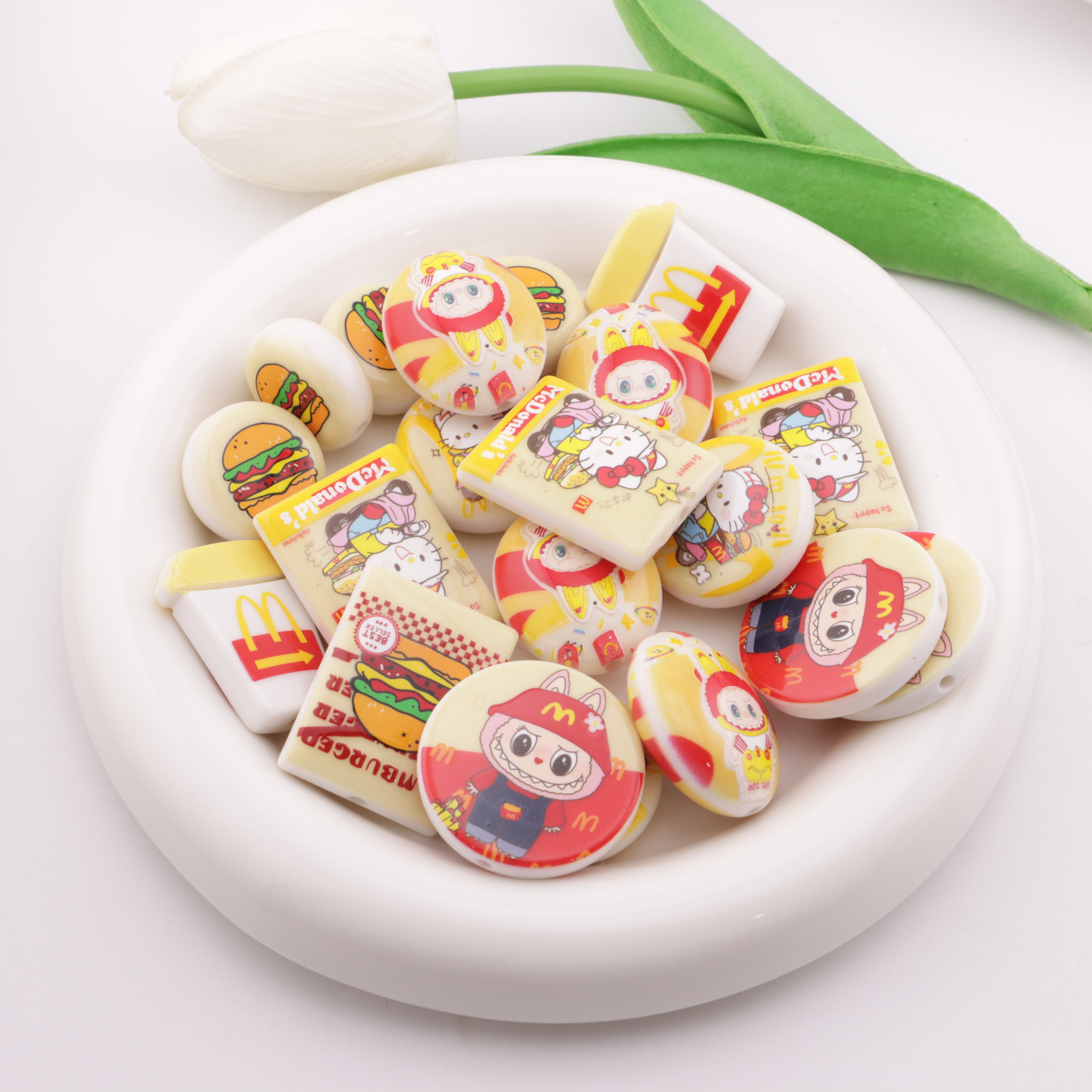 FS5835- McDonald's Acrylic Beads