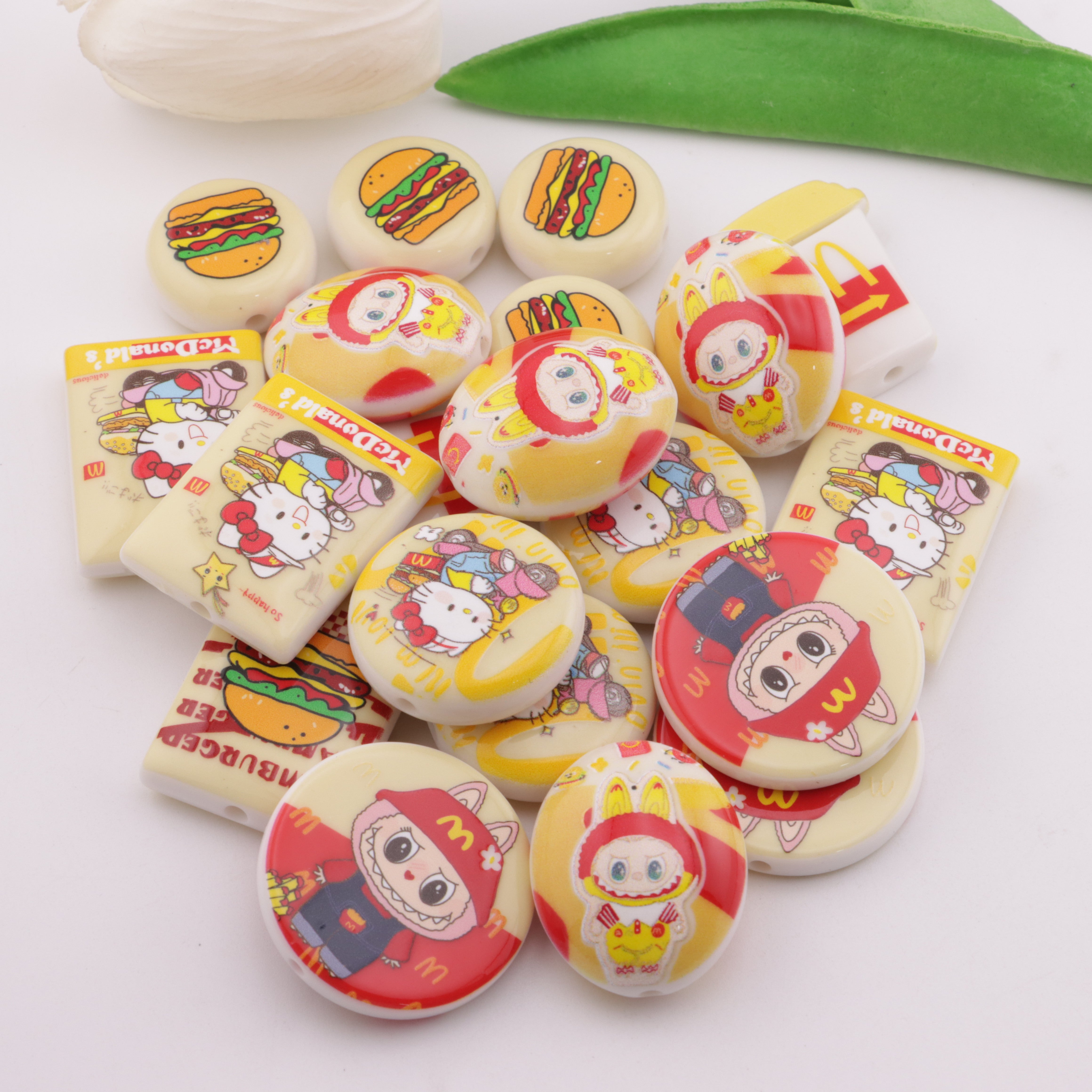 FS5835- McDonald's Acrylic Beads