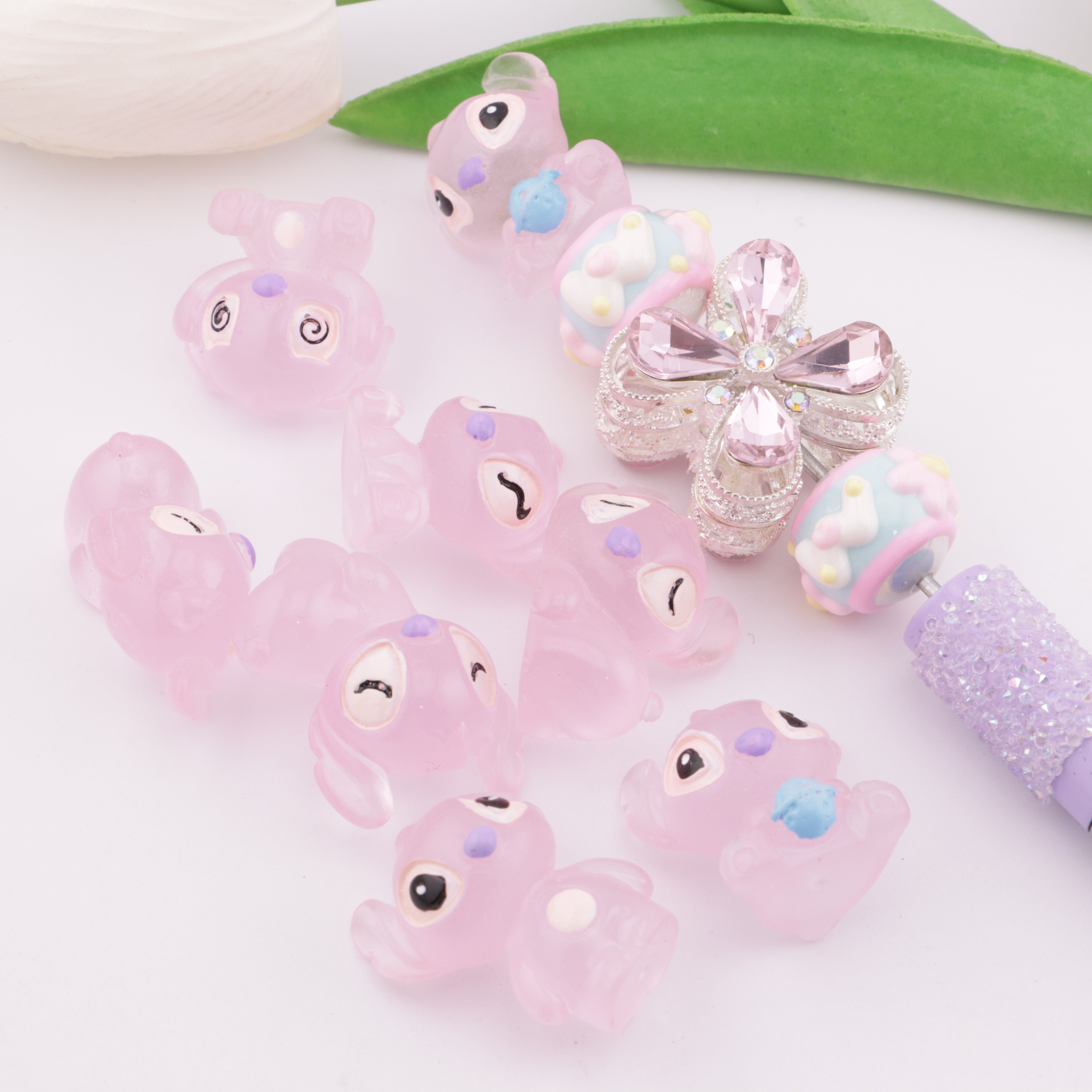 FS5830- Night Glow Stitch Pen Cap