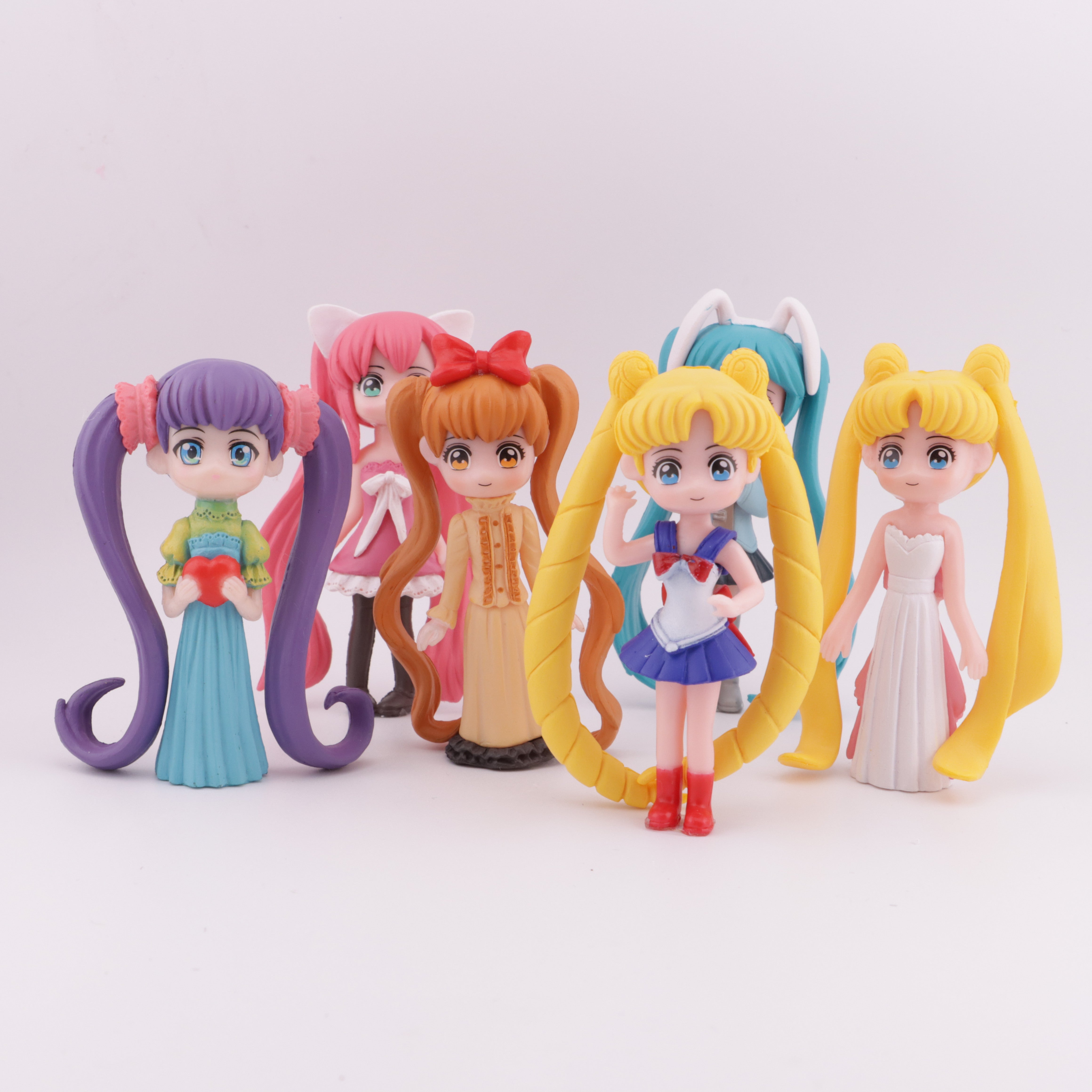 FS5917- Pretty Soldier Sailor Moon Dolls