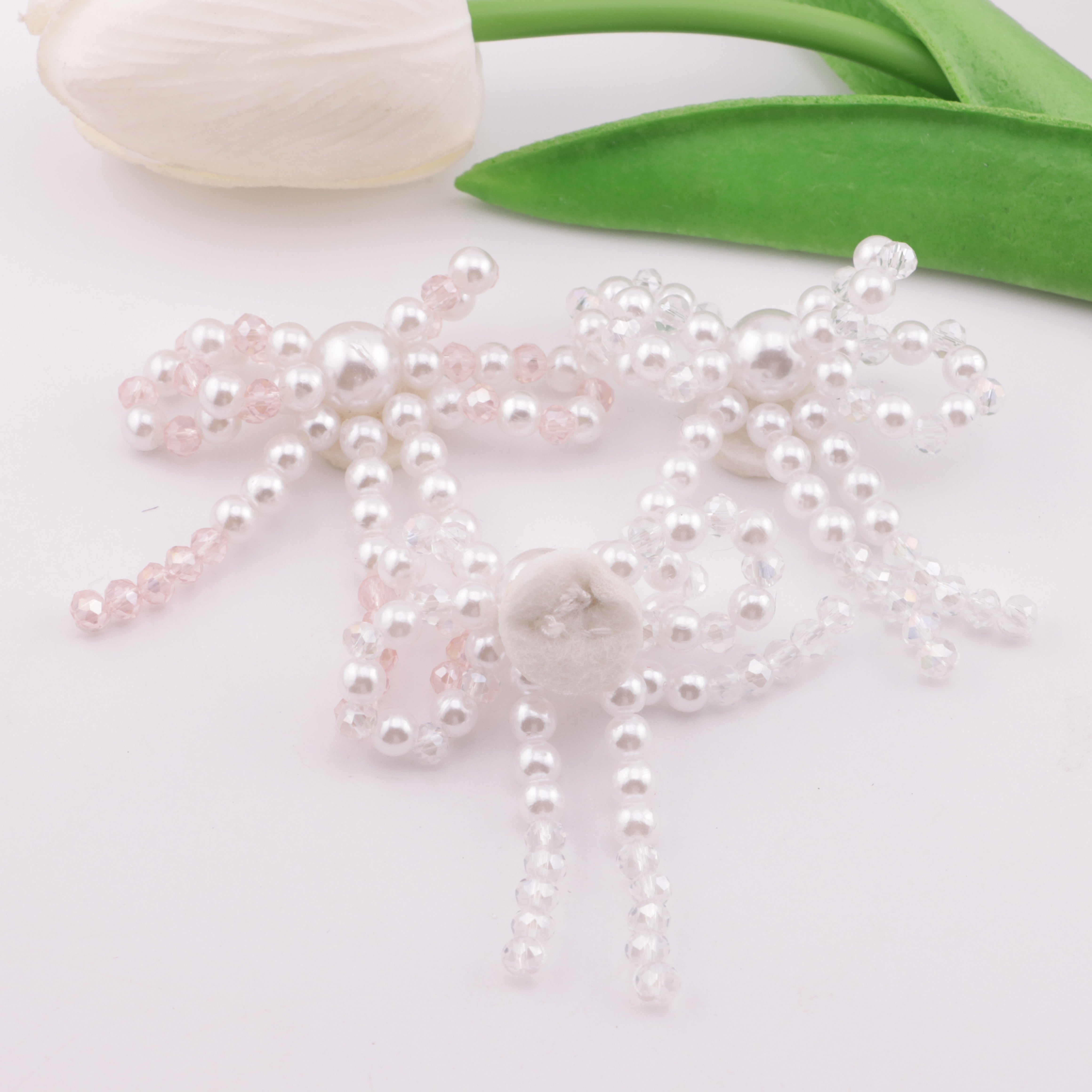 FS5920- Handmade Pearl And Crystal Bowknot Patch