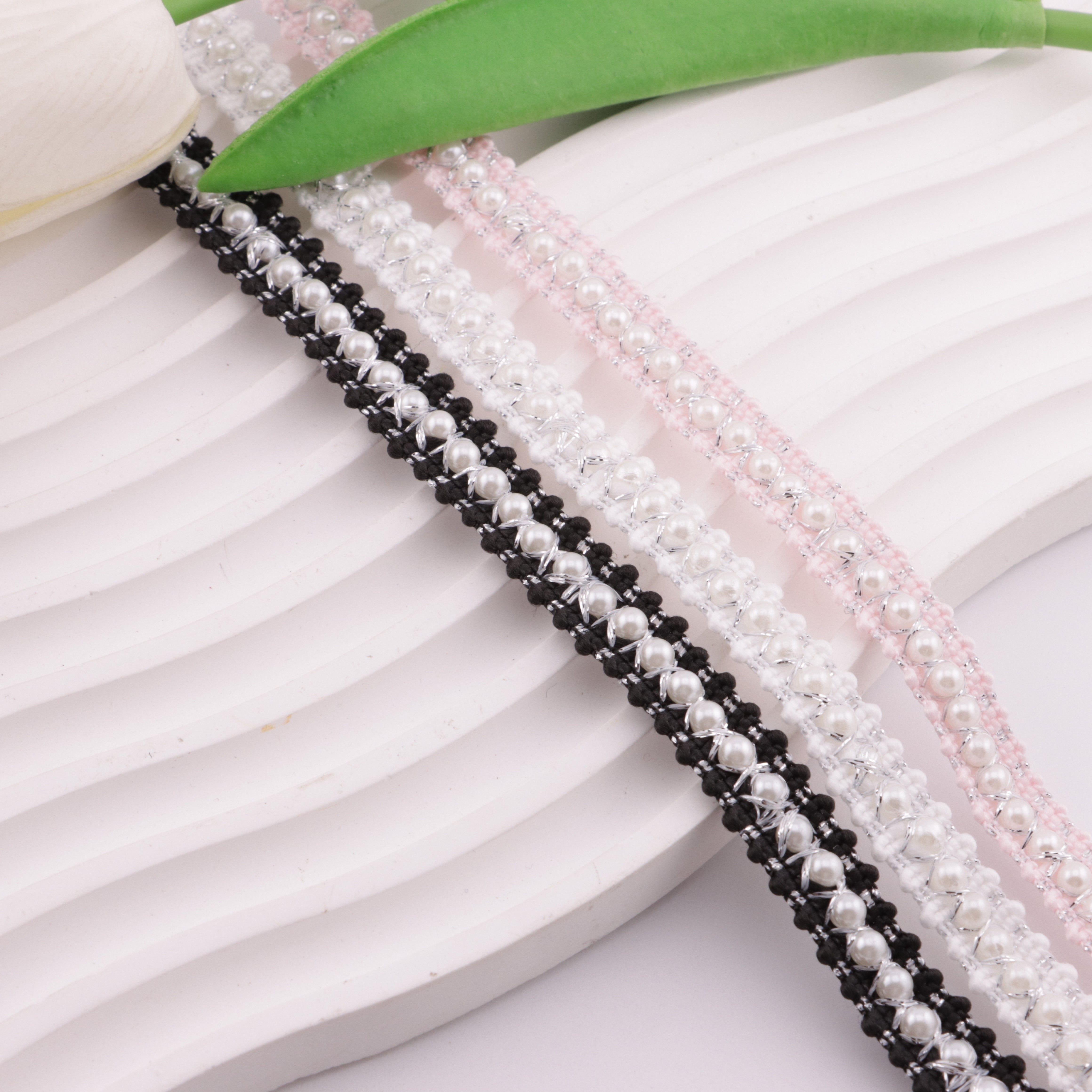 FS5925- About 11mm Width, Pearl Chain Ribbon