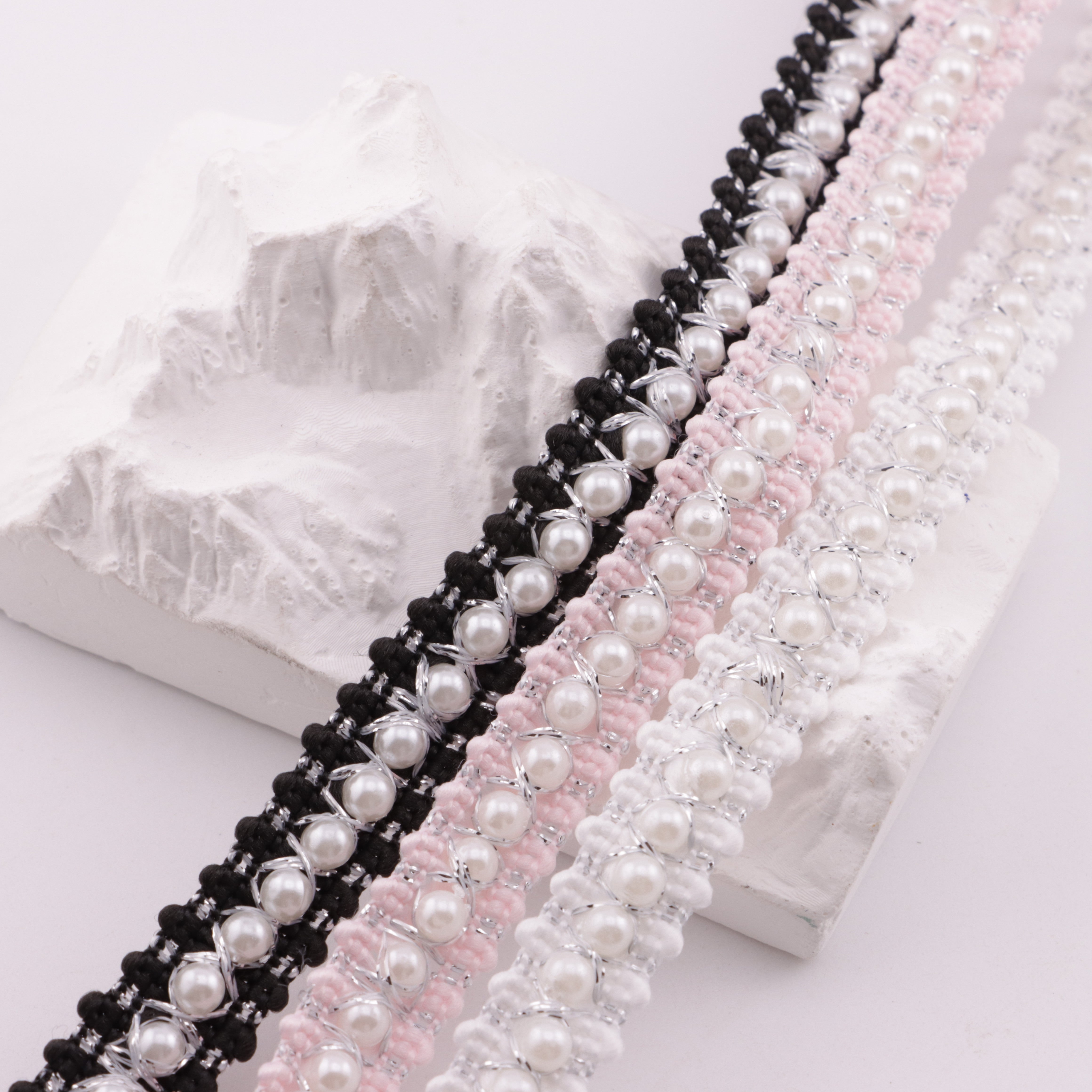 FS5925- About 11mm Width, Pearl Chain Ribbon