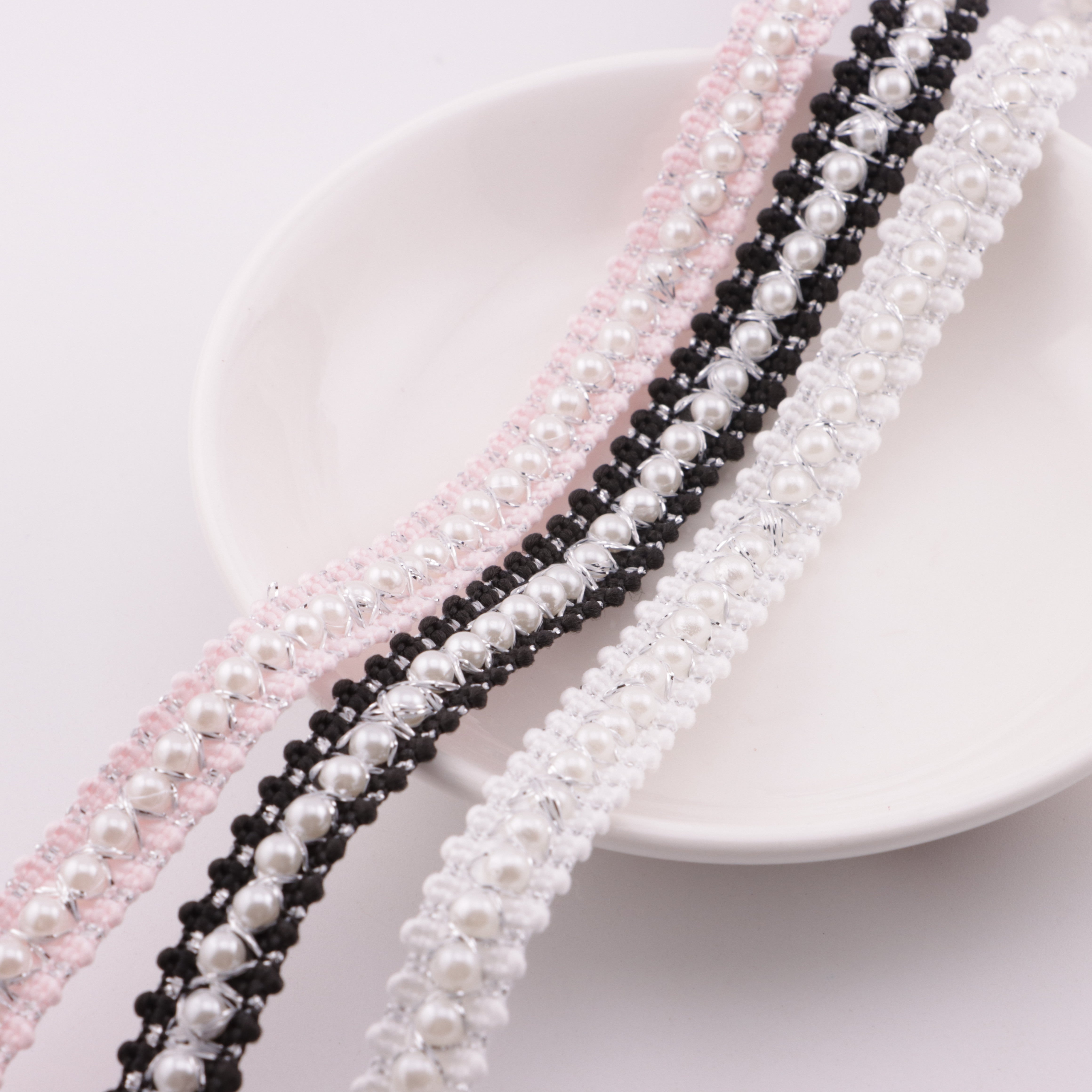 FS5925- About 11mm Width, Pearl Chain Ribbon