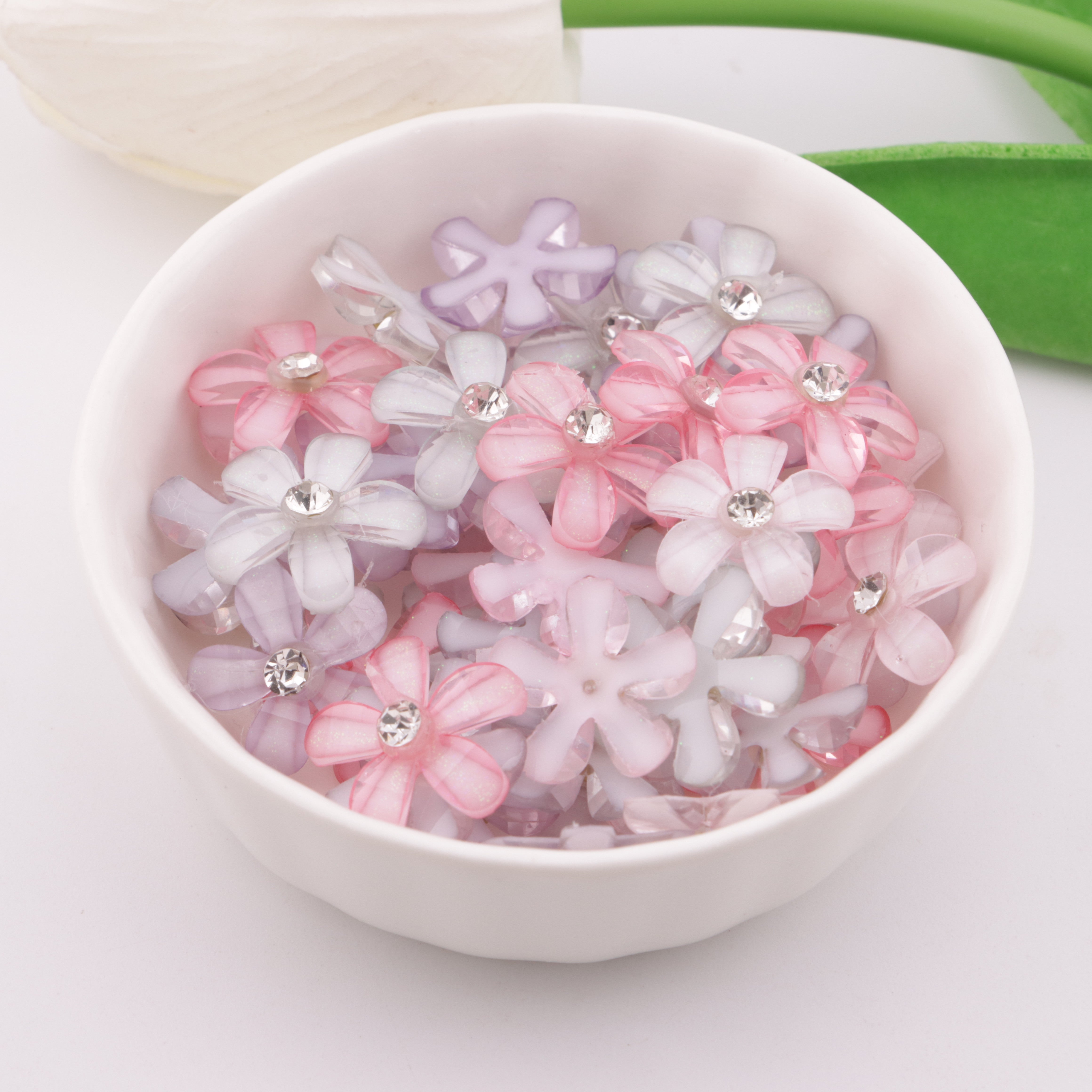 FS5903- 16mm Five-Petal Flower With Diamonds