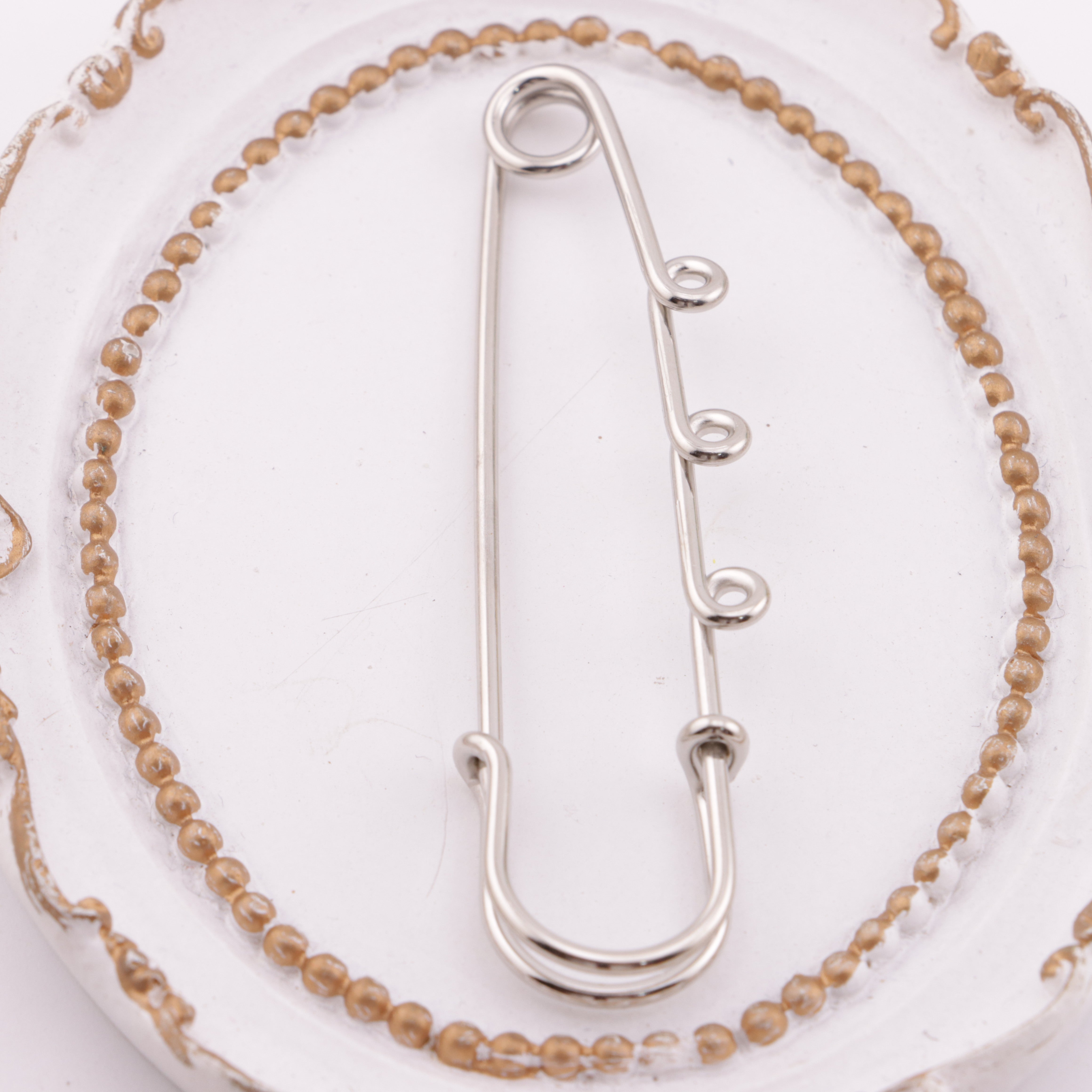 FS5866- 6.5cm Big Size Silver Pins With Four Hanging Holes
